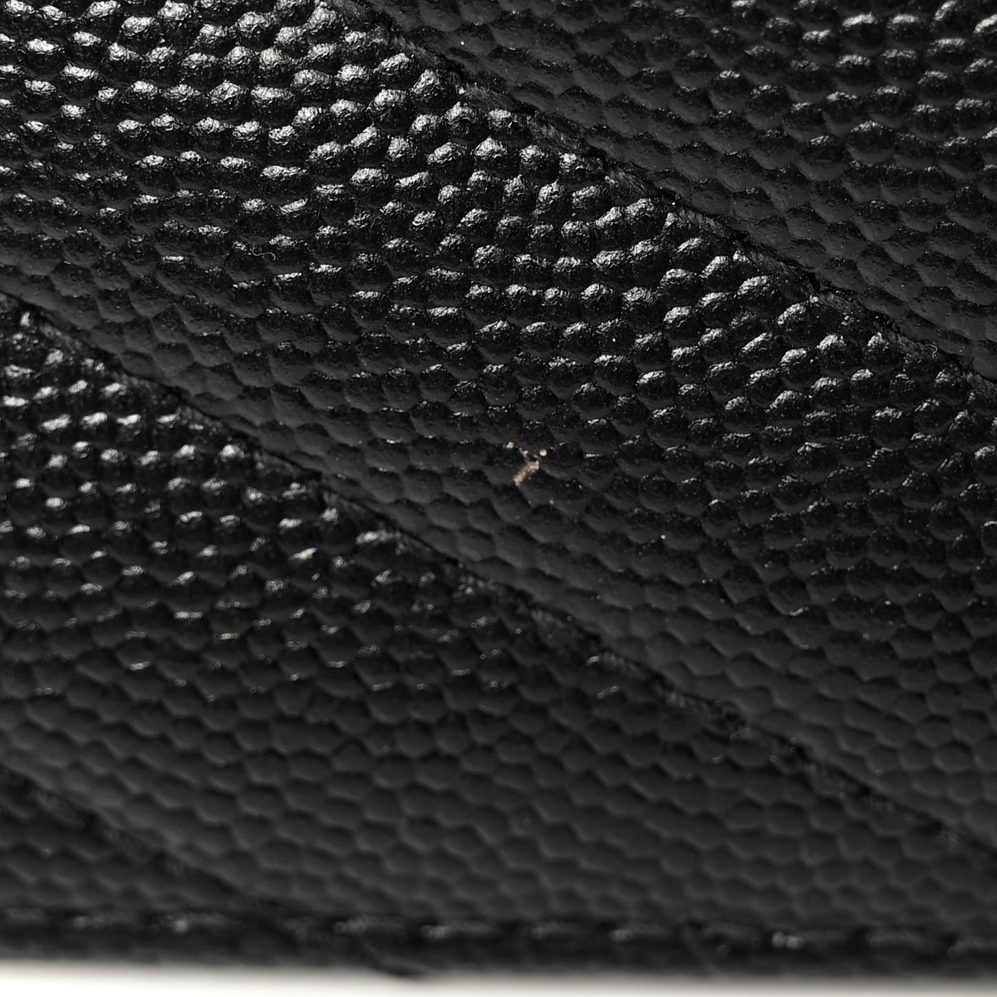 Grain De Poudre Matelasse Chevron Monogram Credit Card Case Black
