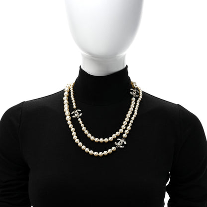 Chanel Graduated Pearl Crystal CC Long Necklace Black Gold 2 of 4