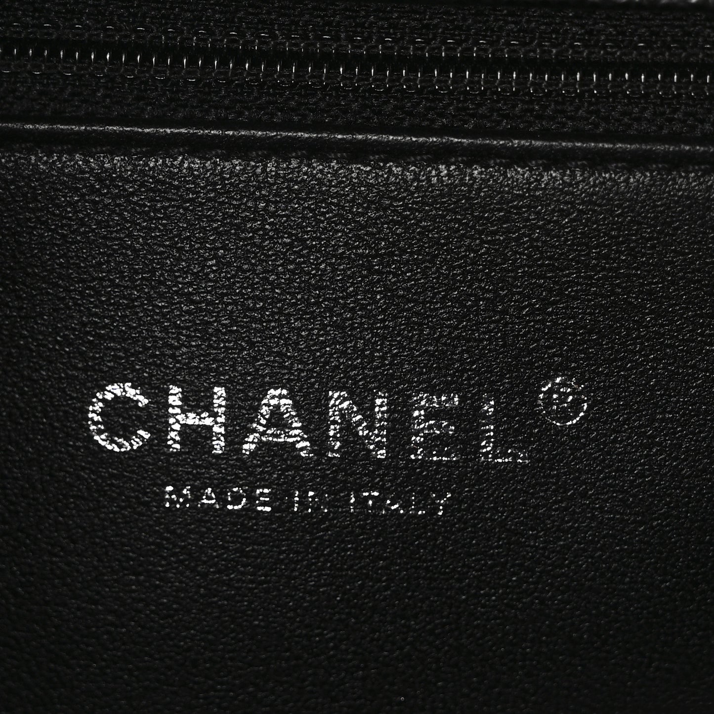 Caviar Quilted New Medium Boy Flap Black