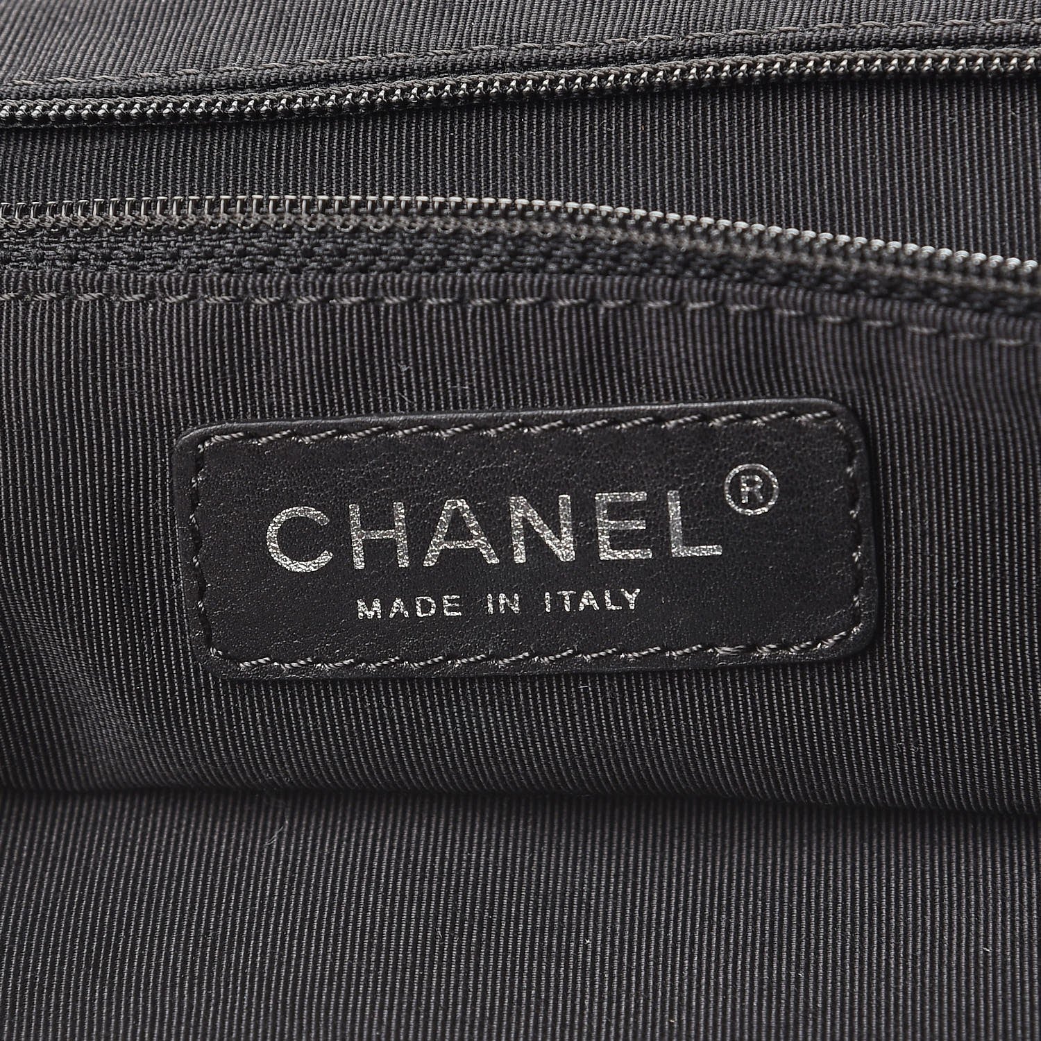 Chanel Vinyl Quilted XXL Reissue Flap Black 7 of 10
