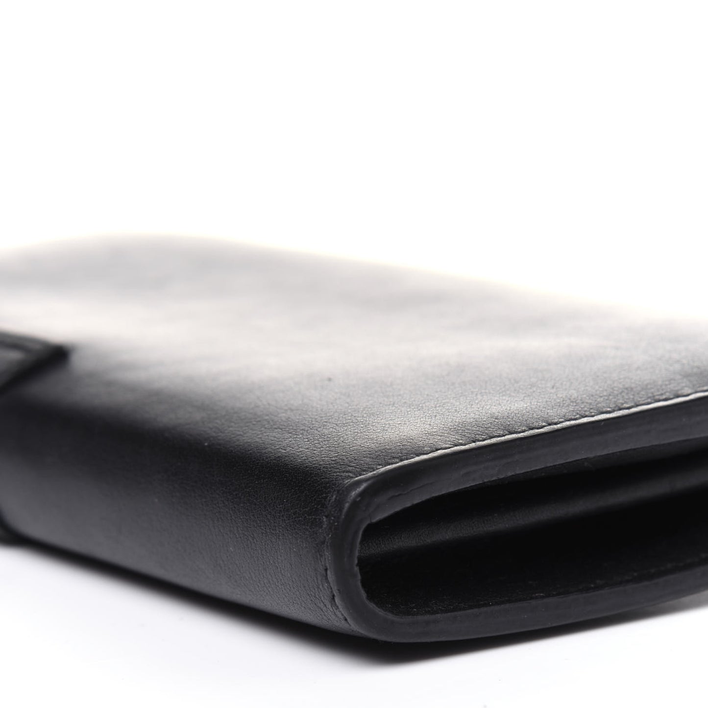 Calfskin Classic Y Ligne Zip Wallet Black