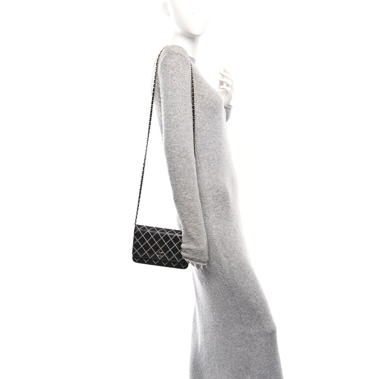 Calfskin Diamond Stitch Wallet On Chain WOC Black