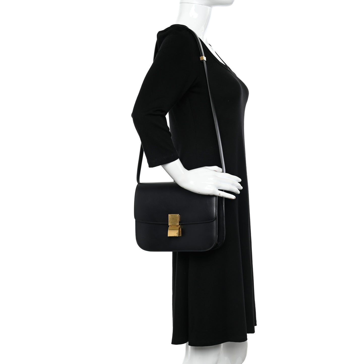Box Calfskin Medium Classic Box Flap Bag Black