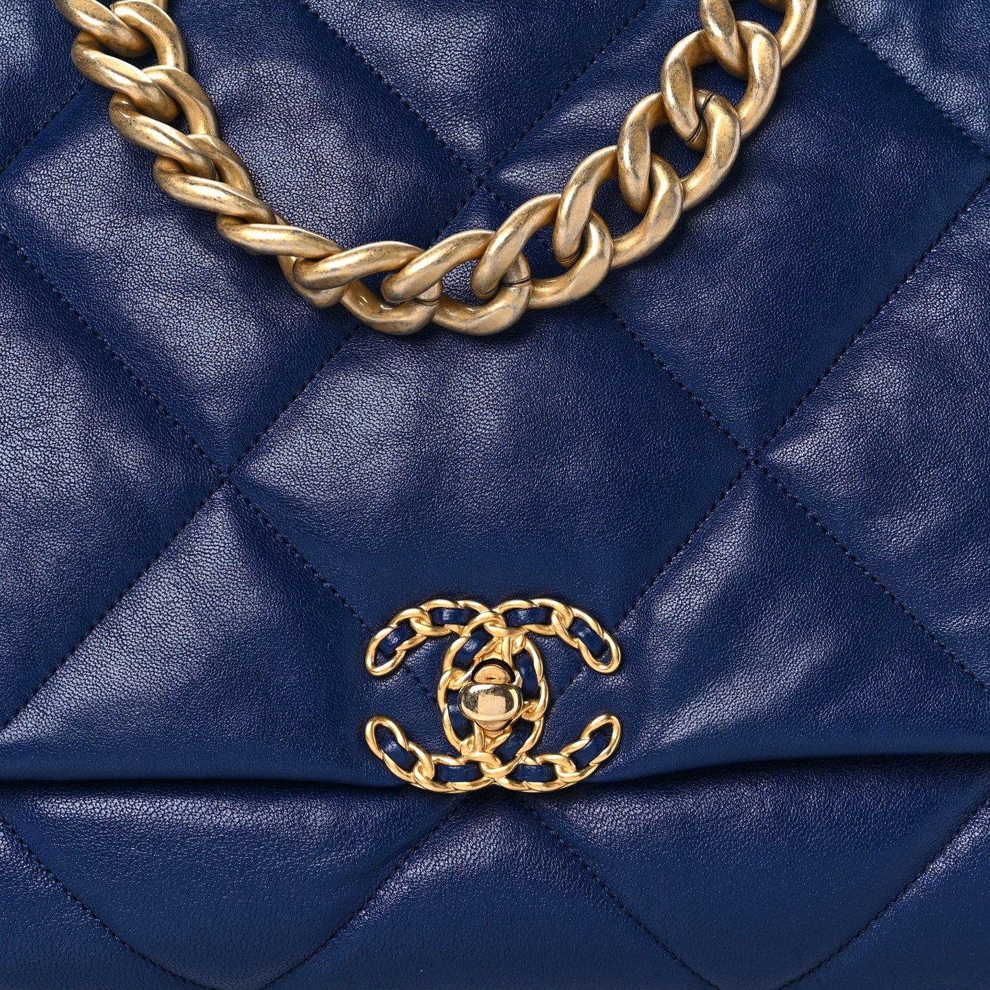 Goatskin Quilted Maxi Chanel 19 Flap Blue