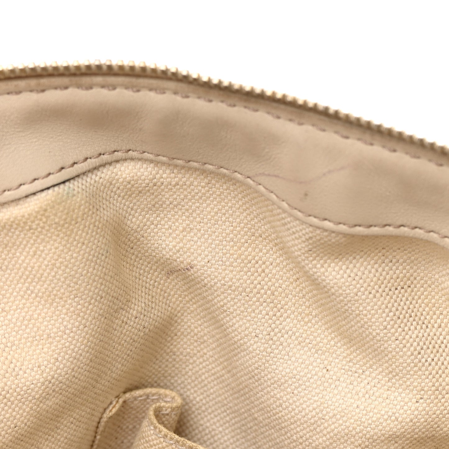 Guccissima Medium Sukey Top Handle Bag White
