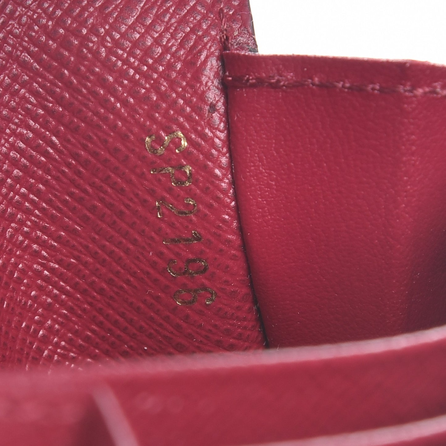 Monogram Sarah Multicartes Fuchsia