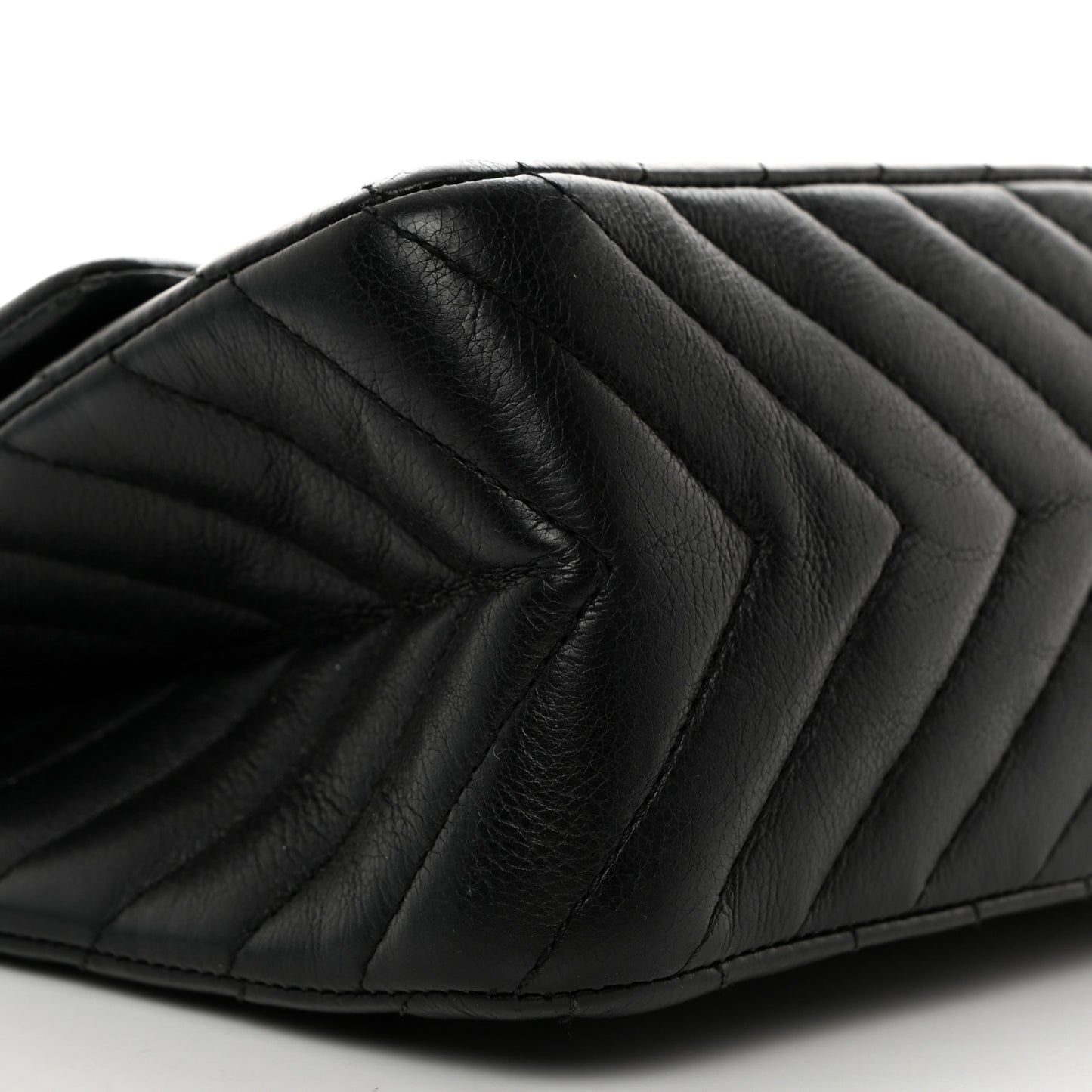 Sheepskin Chevron Quilted 2.55 Reissue 226 Flap Black