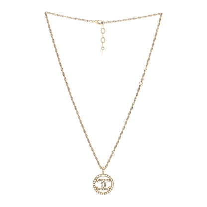 Chanel Pearl CC Round Pendant Necklace Gold 2 of 4