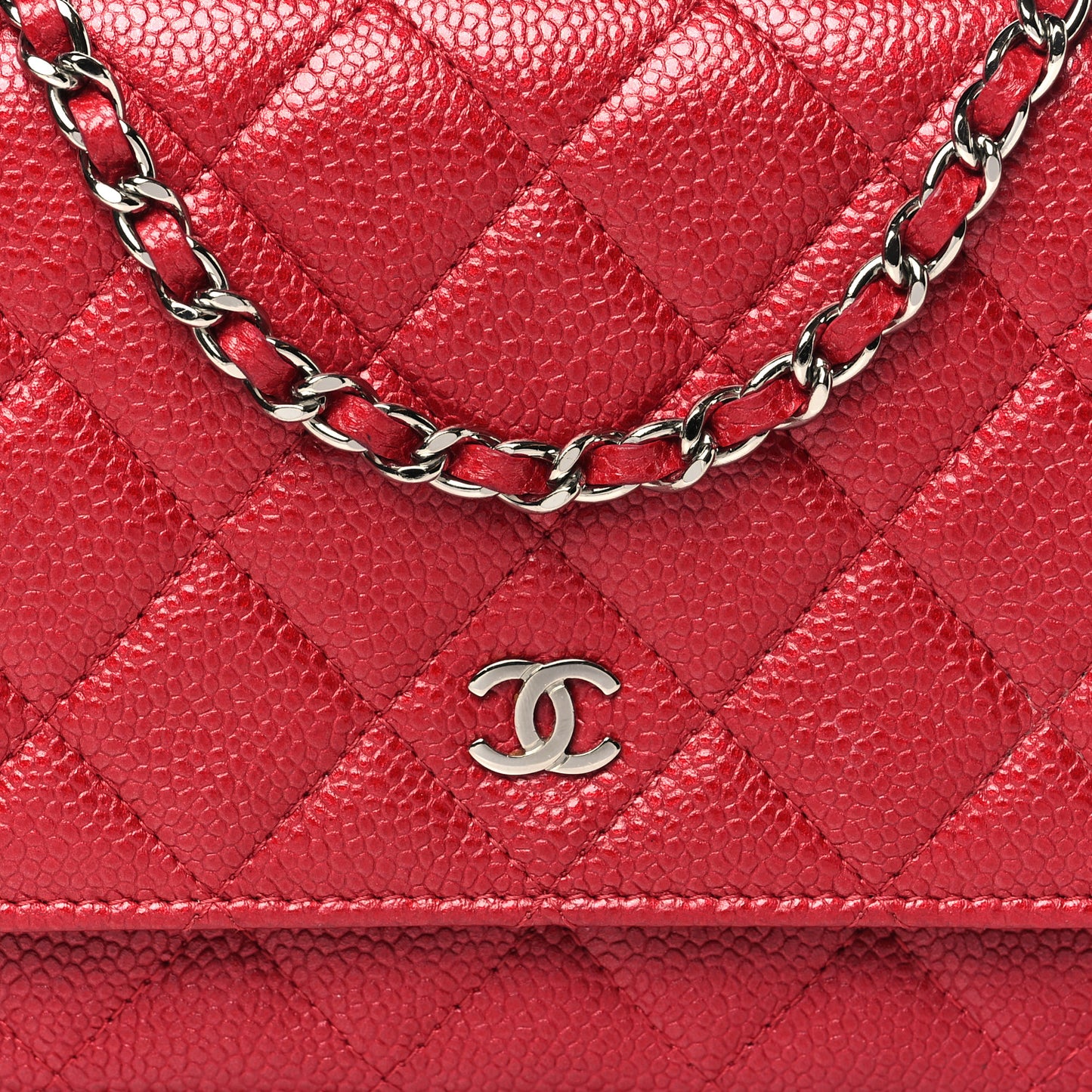 Caviar Quilted Wallet On Chain WOC Red