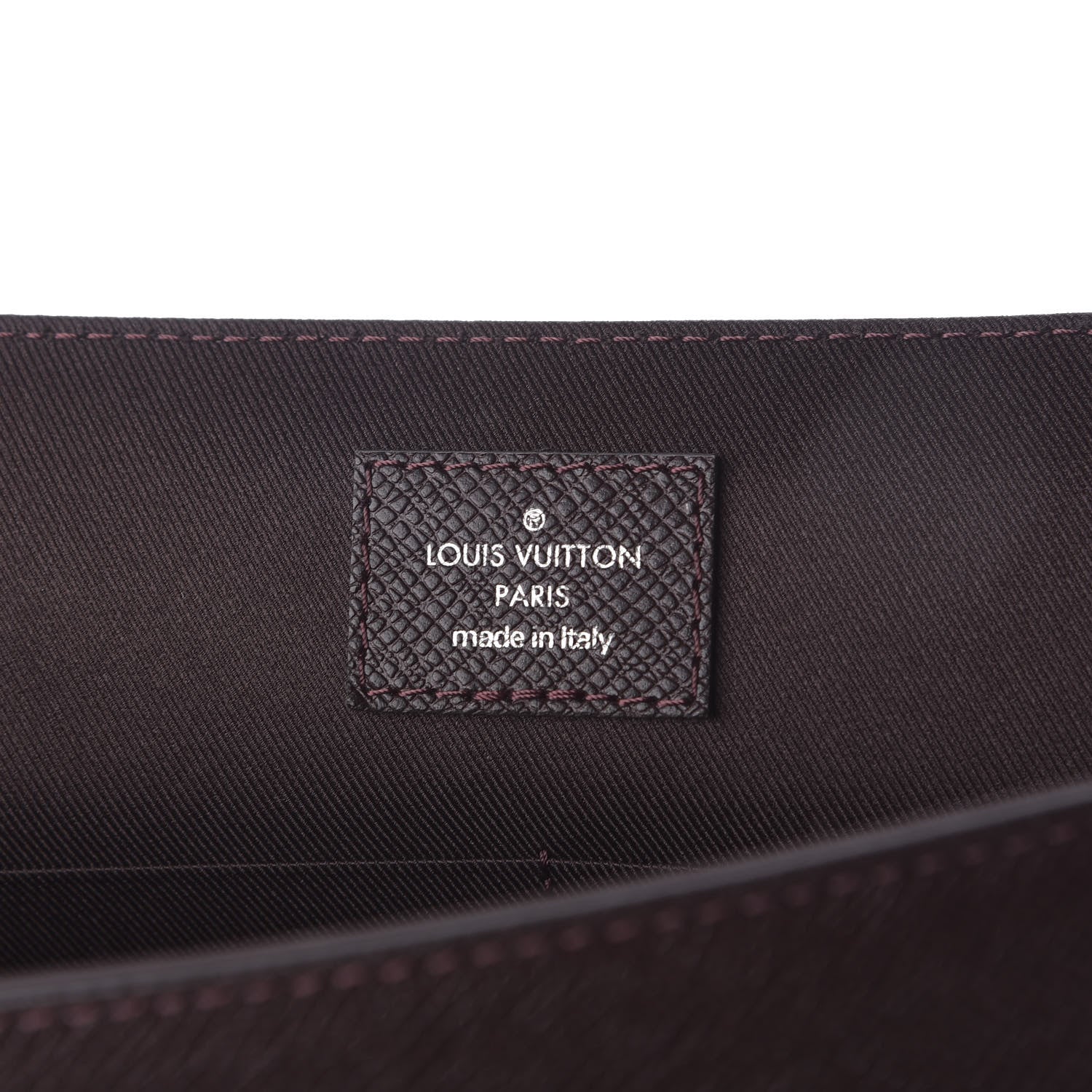 Louis Vuitton Taiga Roman MM Messenger NM Acajou 5 of 9