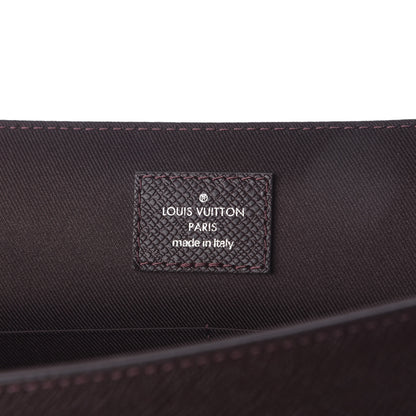 Louis Vuitton Taiga Roman MM Messenger NM Acajou 5 of 9
