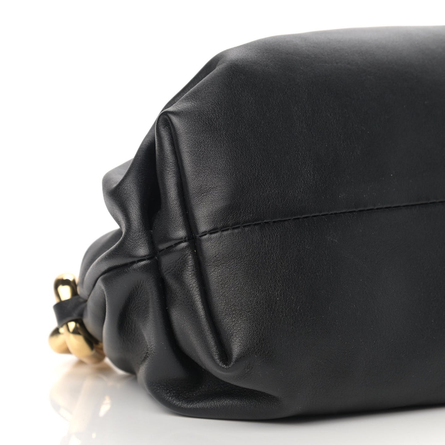 Calfskin The Pouch Chain Black