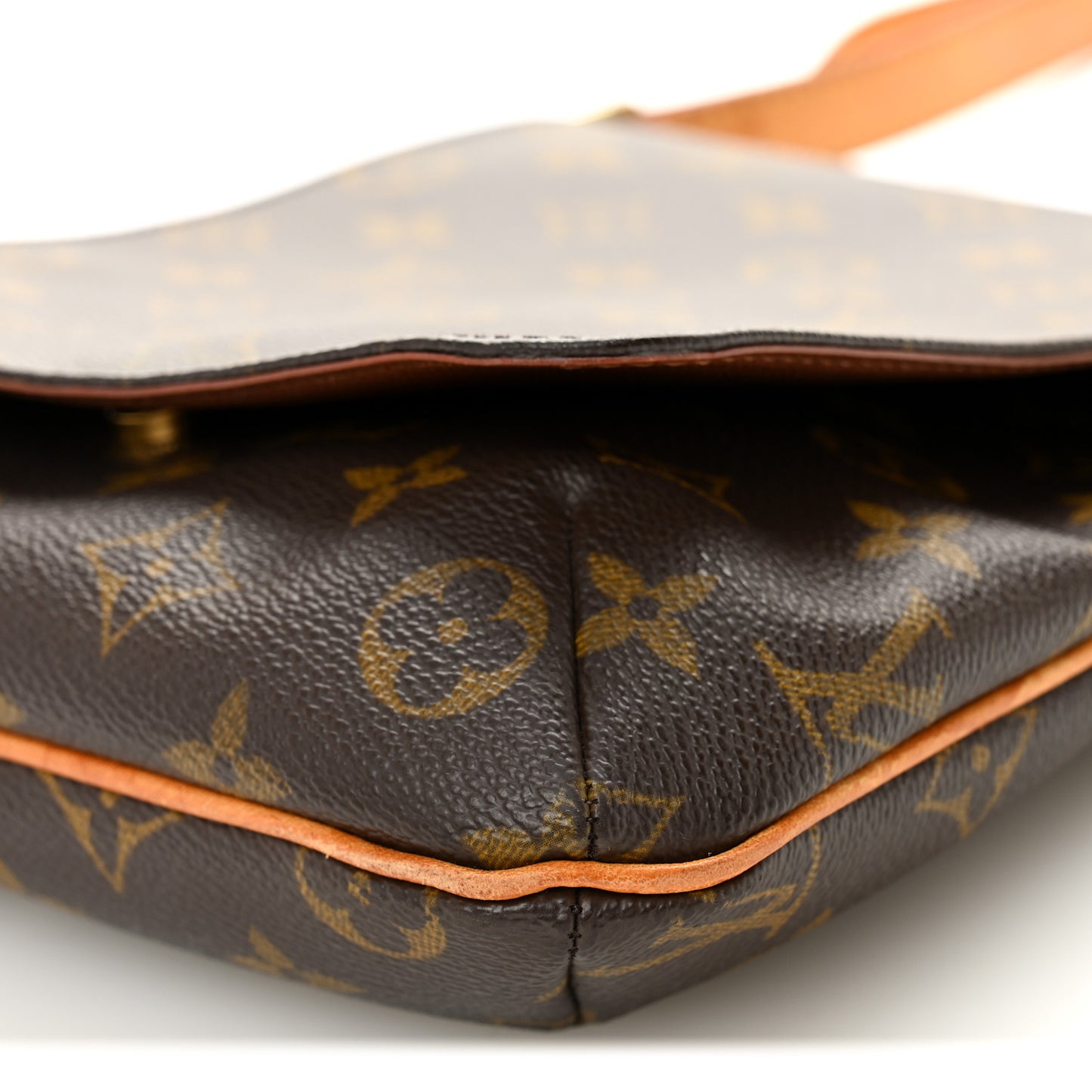 Monogram Musette Salsa