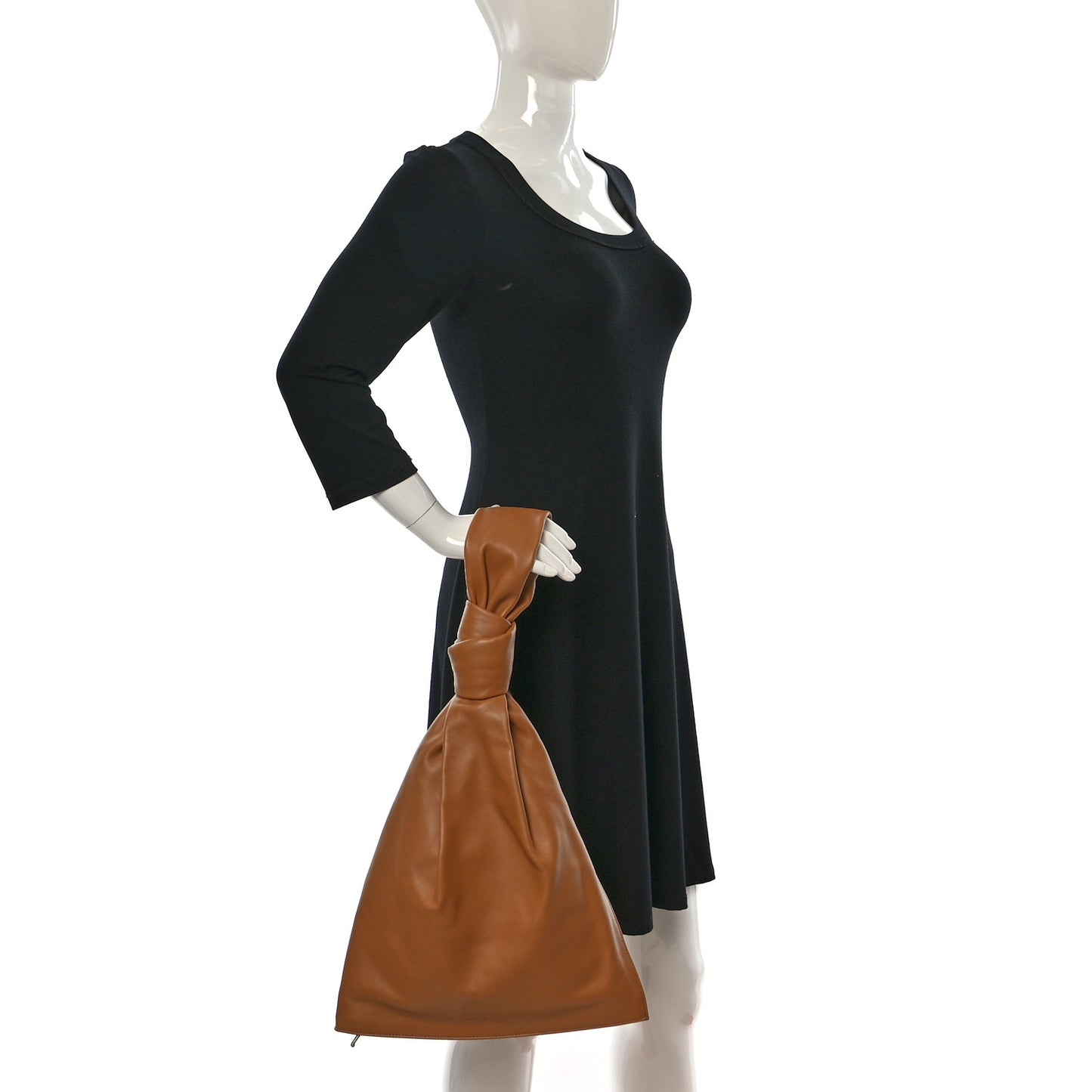 Supple Calfskin BV Twist Caramel