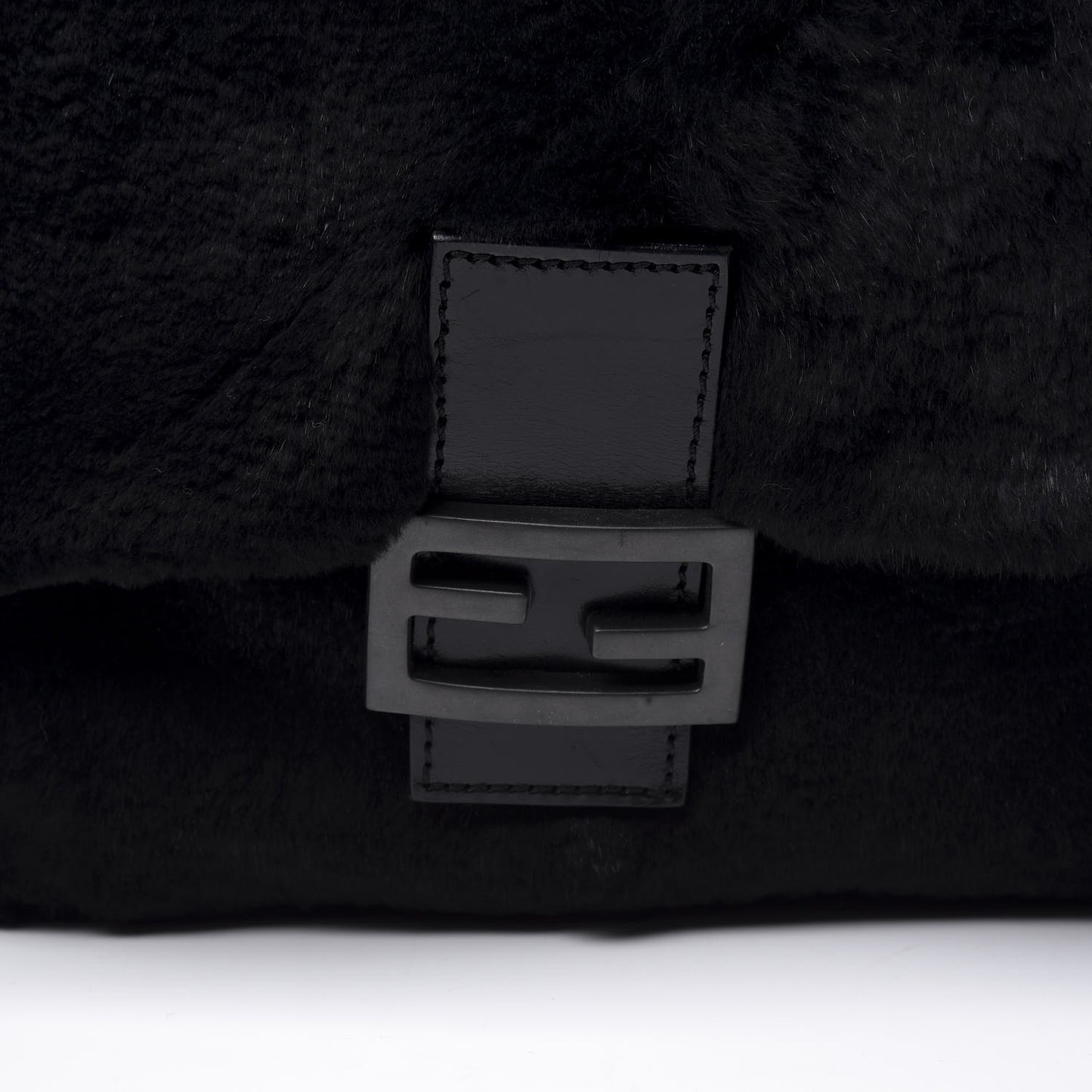 Mink Fur Mama Baguette Black