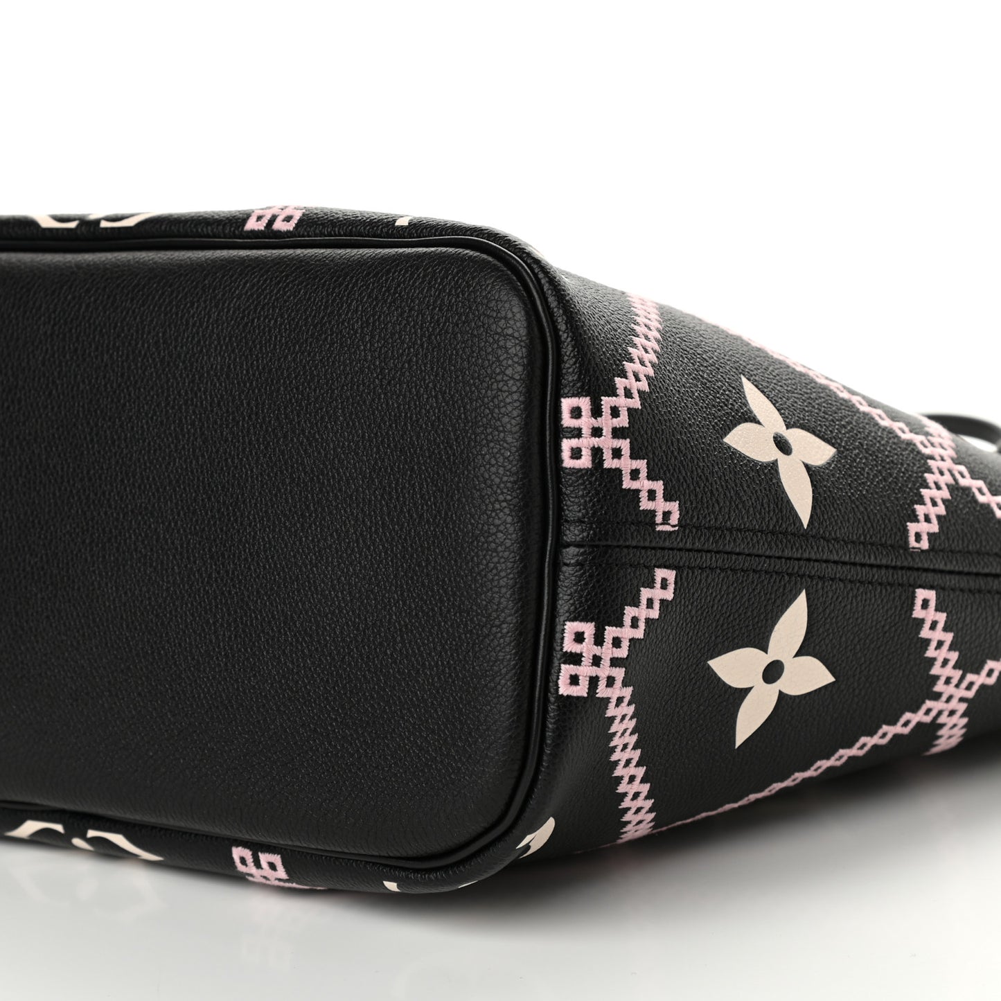 Empreinte Monogram Giant Broderies Neverfull MM Black