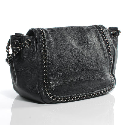 Chanel Luxe Ligne Flap Bag Black 3 of 7
