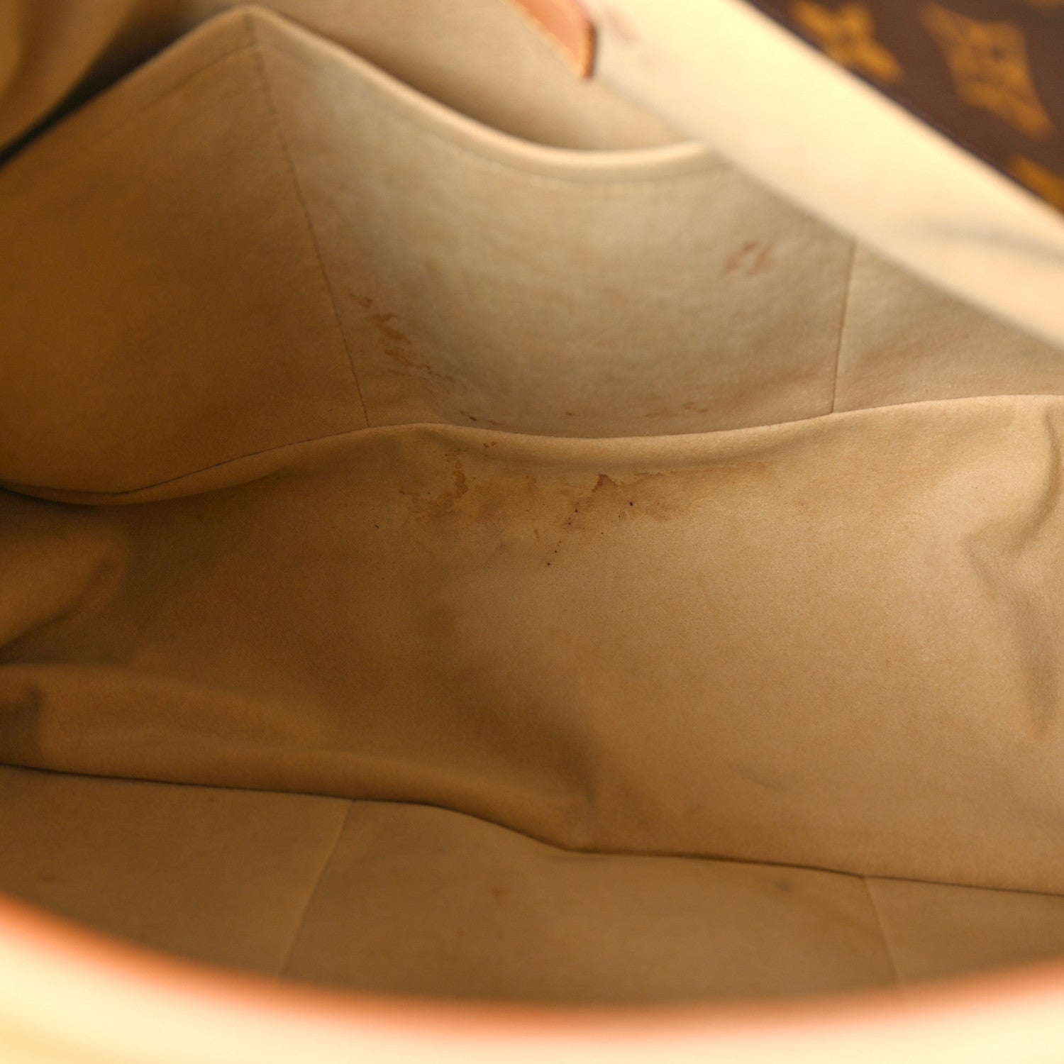 Louis Vuitton Monogram Artsy MM 5 of 12