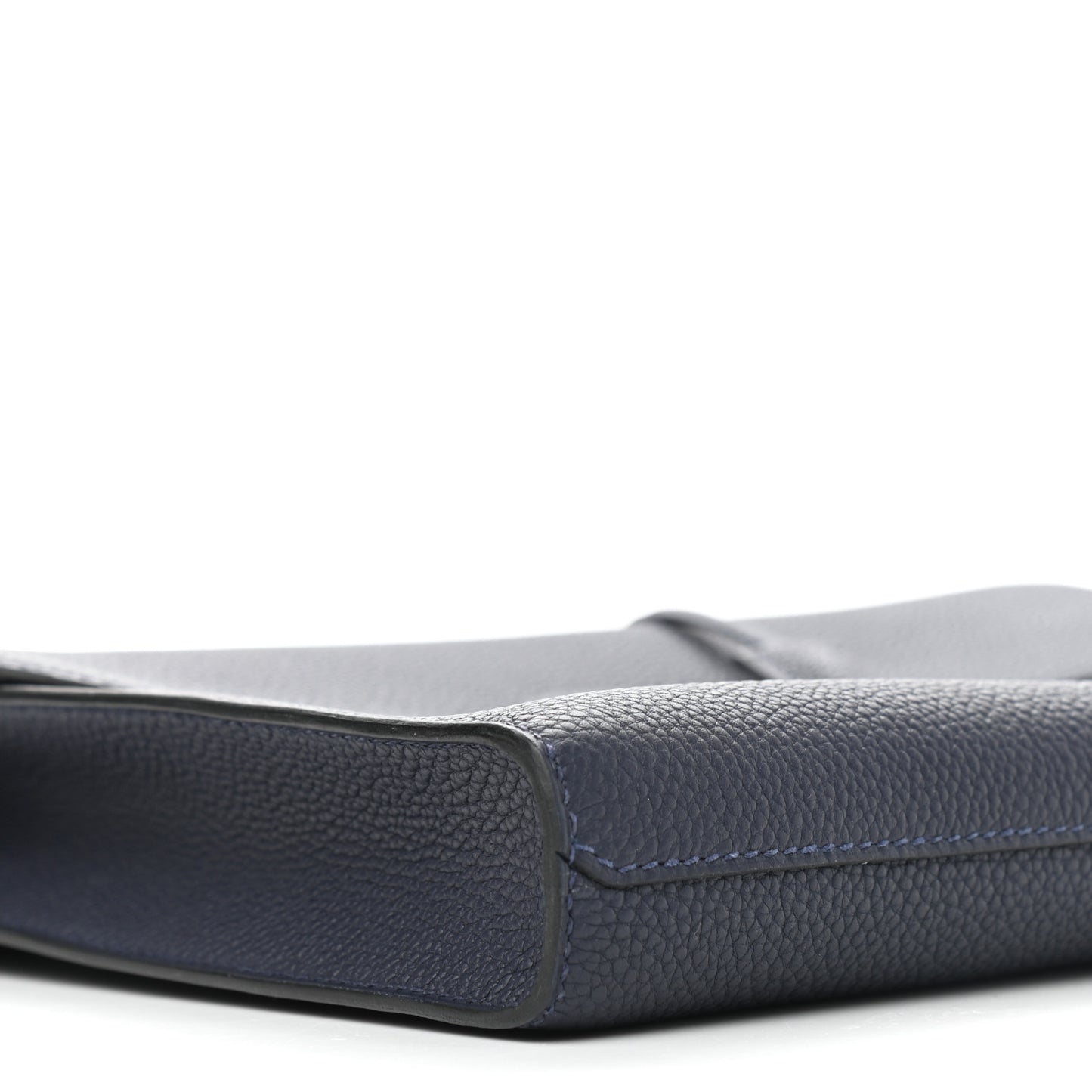 Togo Sac A Depeches 29 Messenger Bag Bleu Nuit