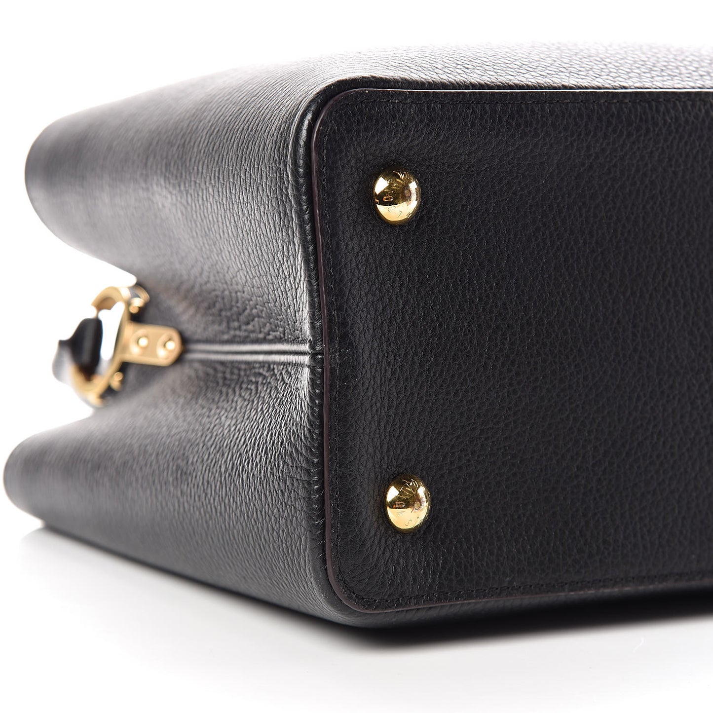 Taurillon Capucines MM Black