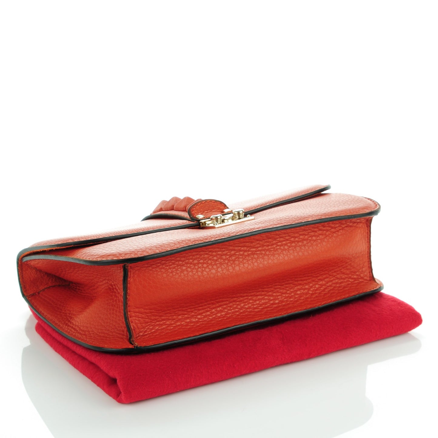 Pebbled Calfskin Monochrome Medium Glam Lock Rockstud Flap English Red