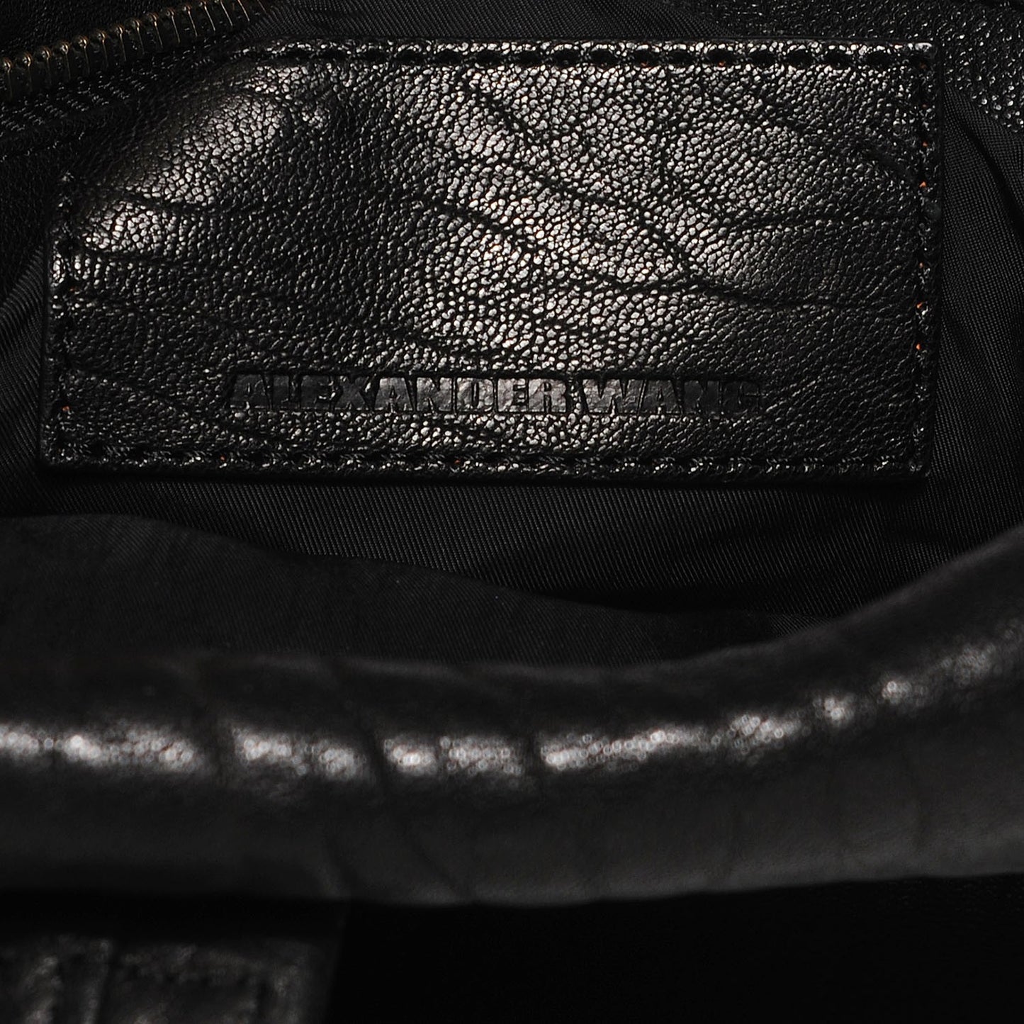 Pebbled Lambskin Rocco Black Matte Black Hardware