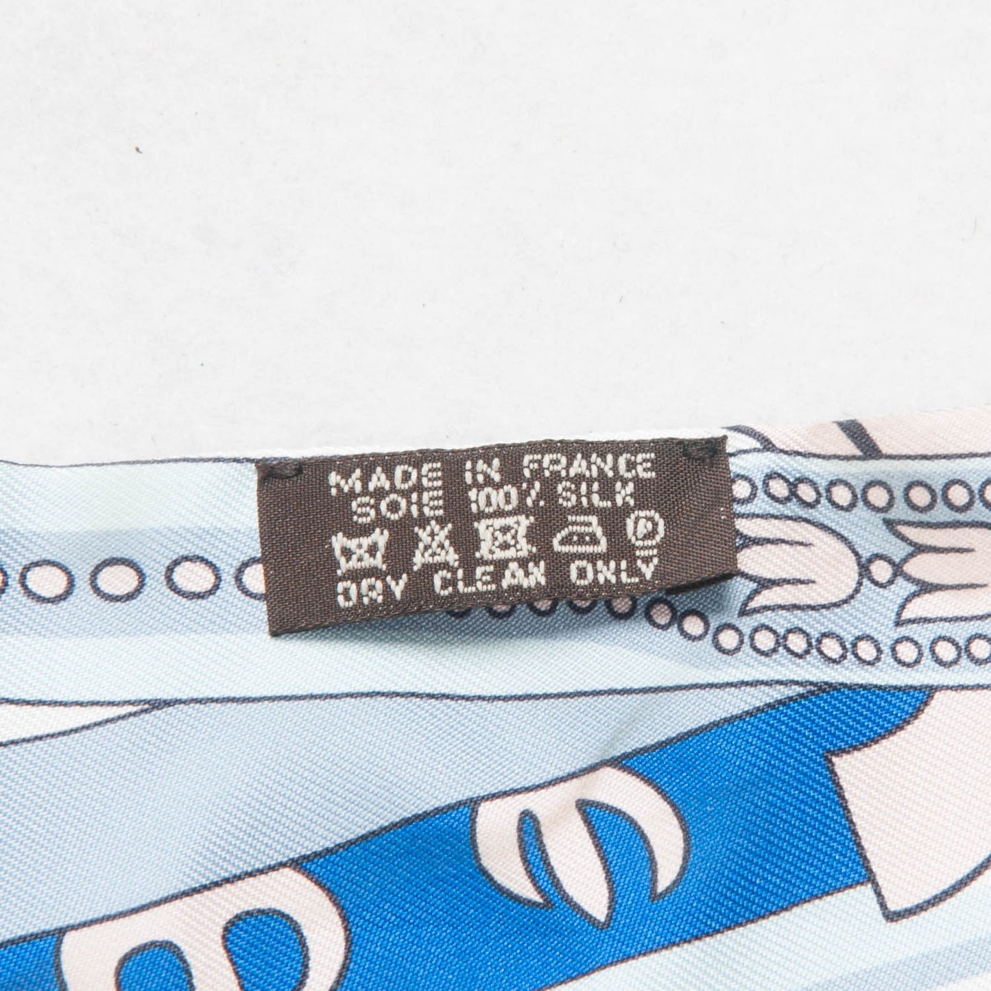 Silk Balade En Berline Twilly Gris Bleu Beige Rose