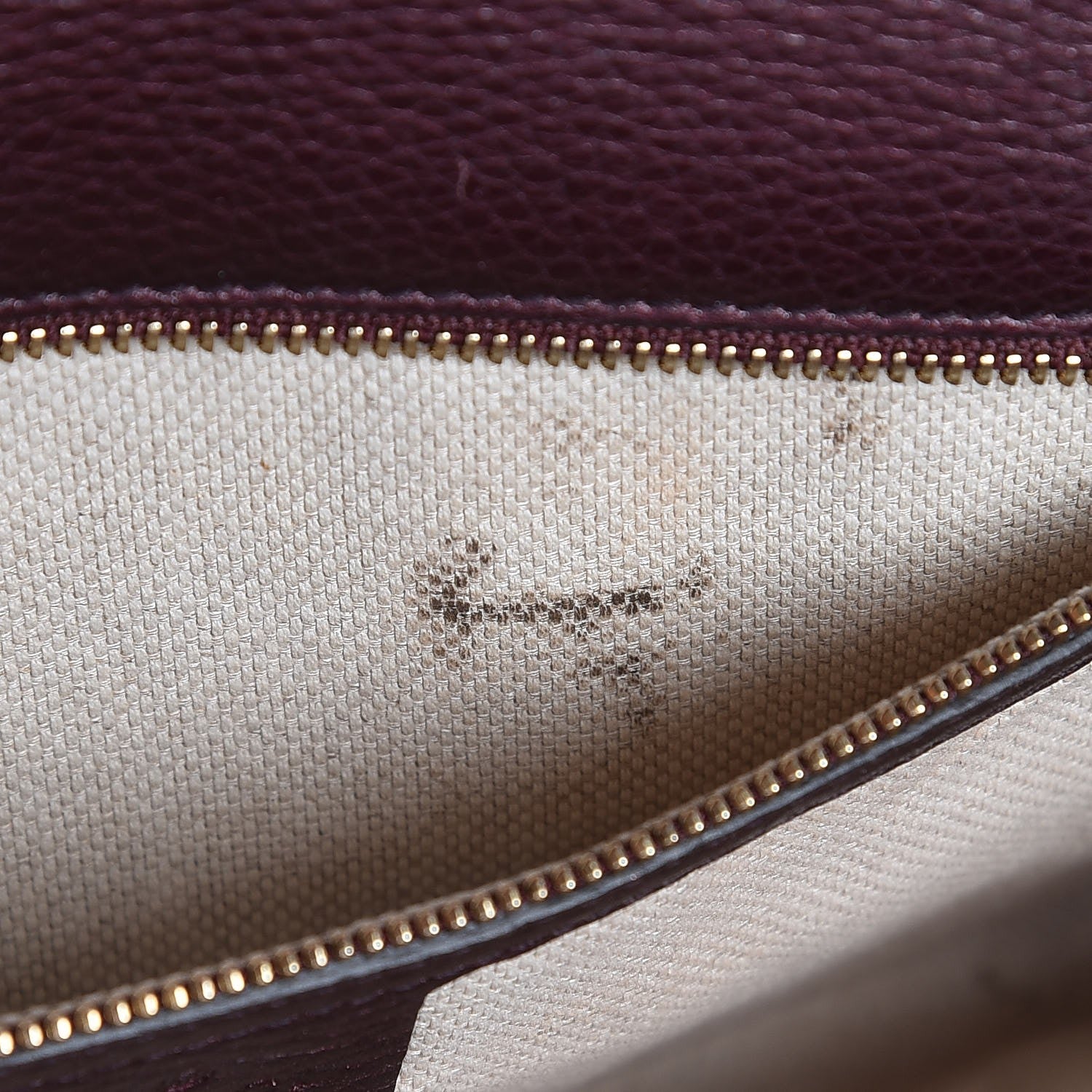 Gucci Metallic Cellarius Calfskin Medium Soho Clutch Classic Burgundy 8 of 10