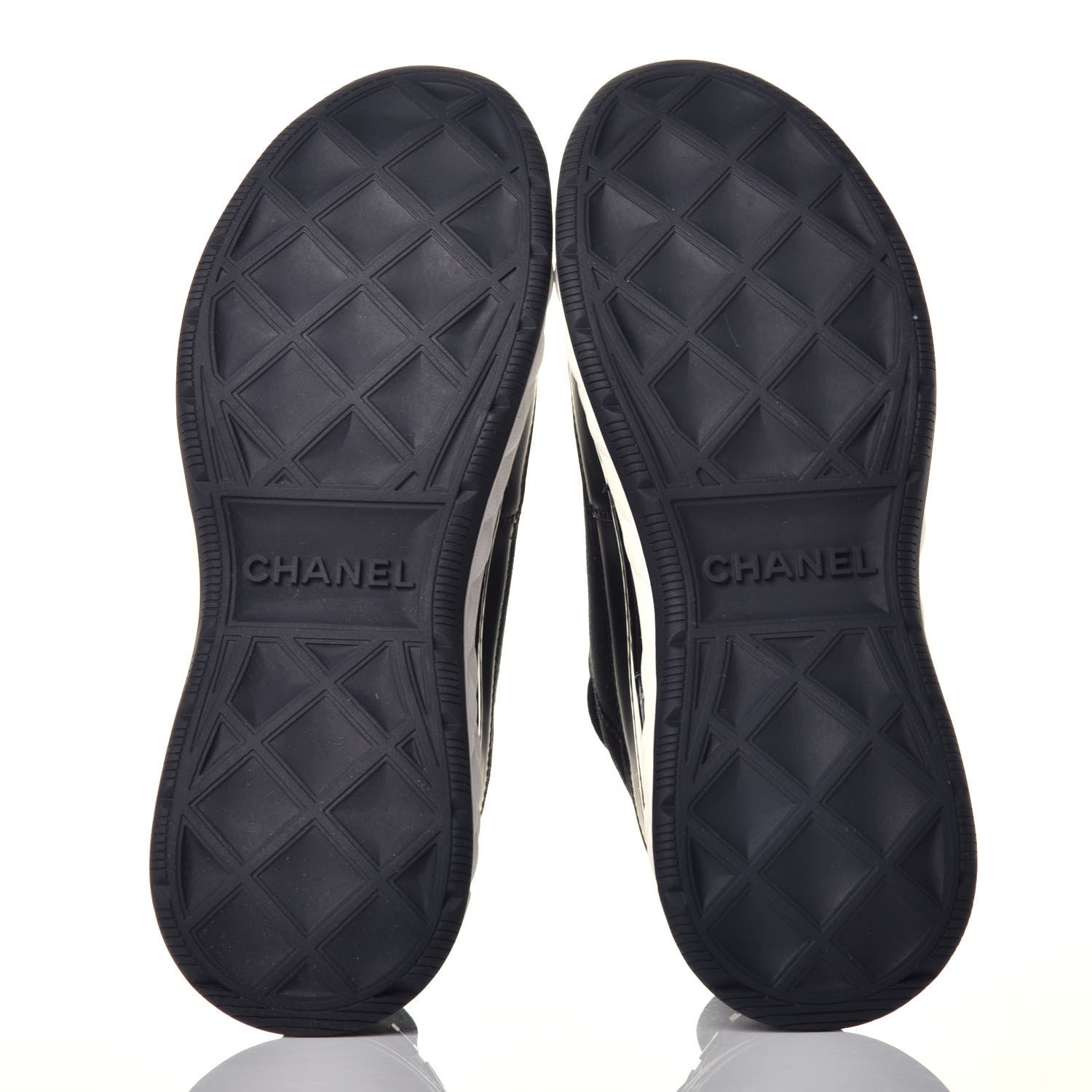 Chanel Velvet Calfskin Mixed Fibers CC Sneakers 38 Black 6 of 9