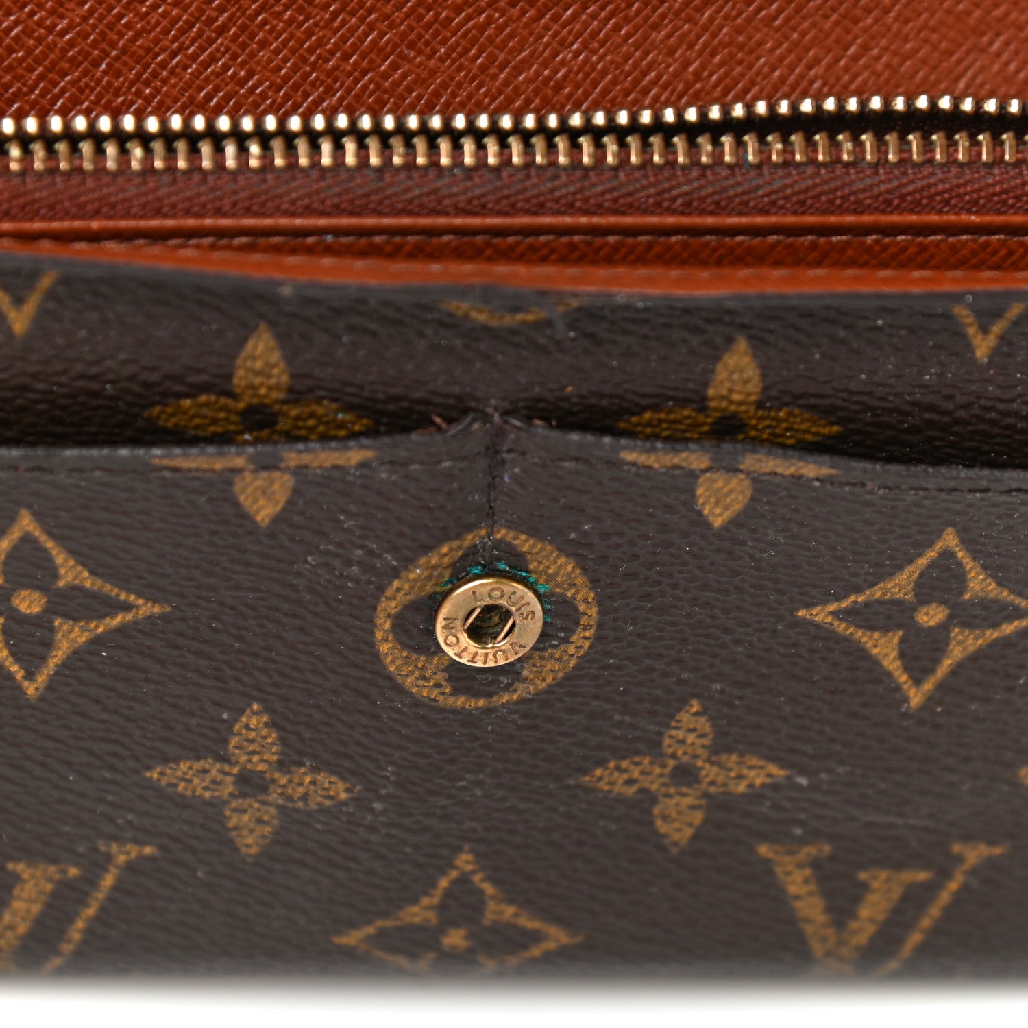 Louis Vuitton Monogram Sarah Wallet 22 of 34