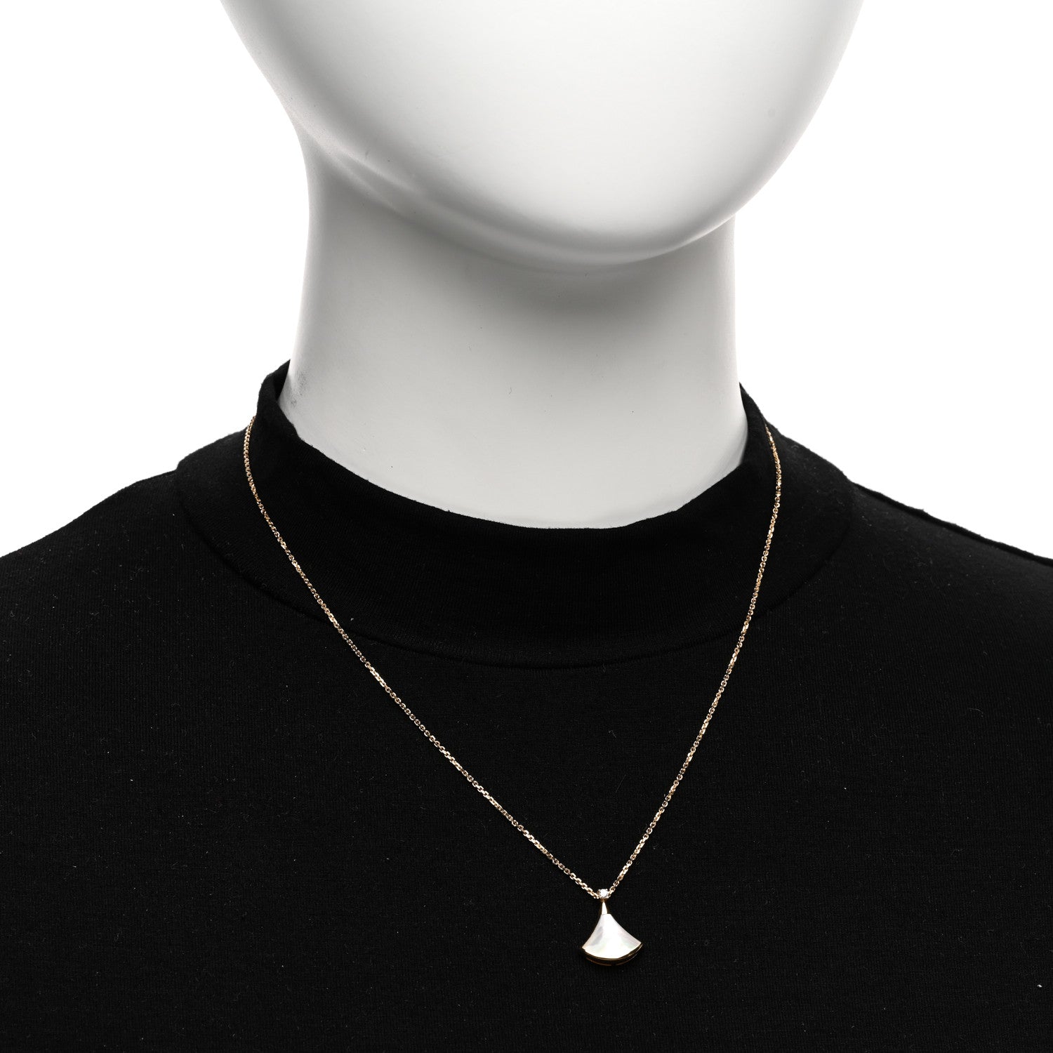 Bulgari 18K Yellow Gold Diamond Mother of Pearl Small Divas' Dream Pendant Necklace 2 of 5