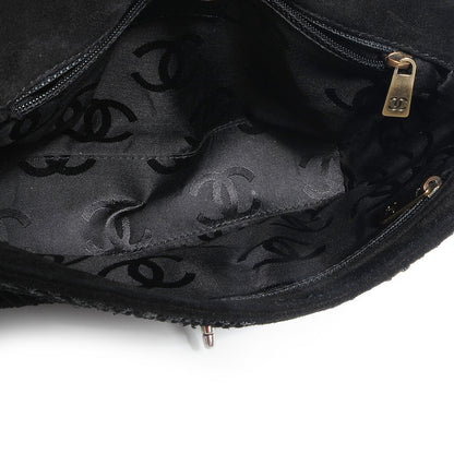 Chanel Suede Diamond Stitched Messenger Flap Bag Black 5 of 8