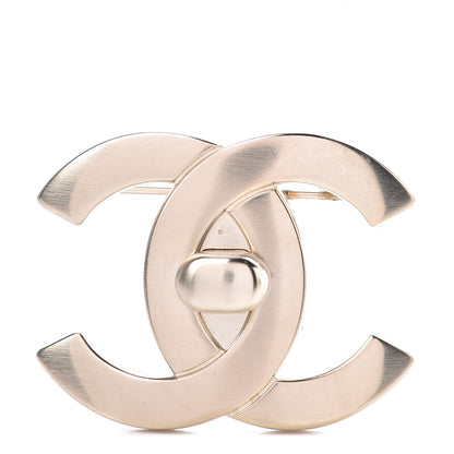 Chanel CC Turnlock Brooch Gold 1 of 7