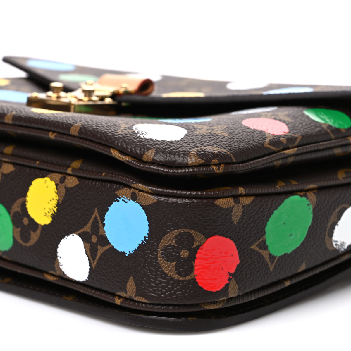LV x YK Monogram Painted Dots Pochette Métis