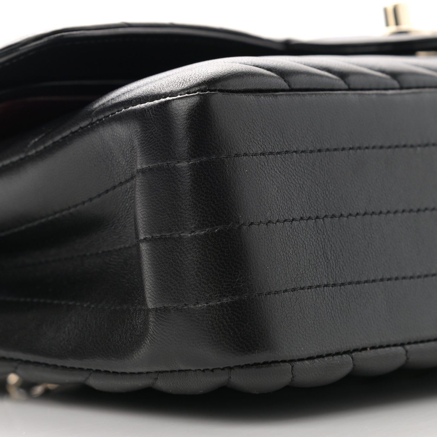 Lambskin Chevron Quilted Medium Double Flap Black