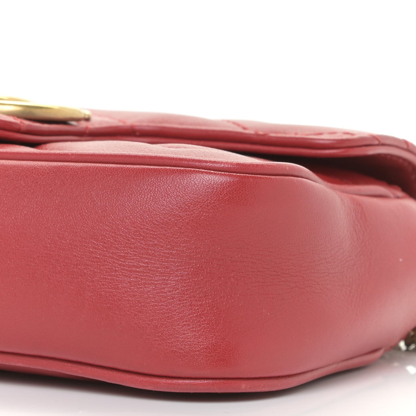 Calfskin Matelasse Super Mini GG Marmont Shoulder Bag Hibiscus Red