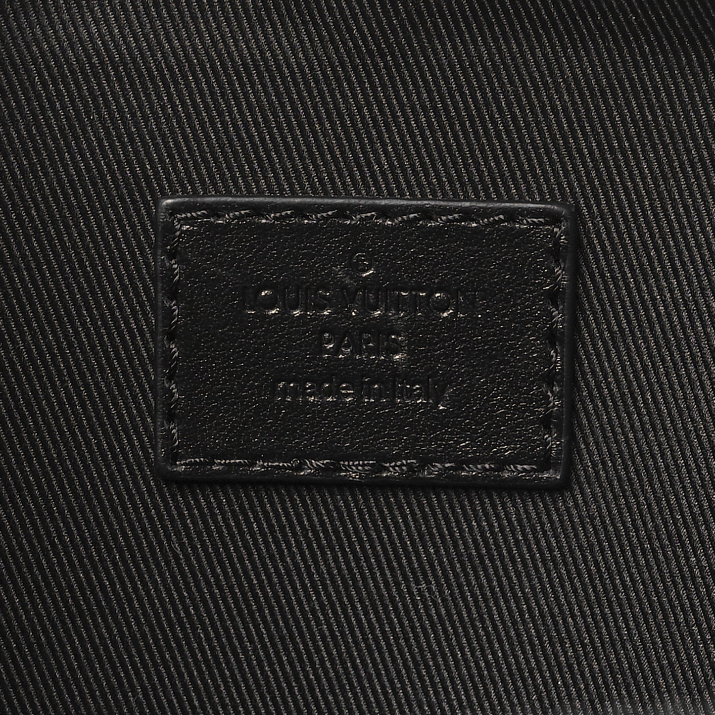 Taurillon Monogram Soft Trunk Black