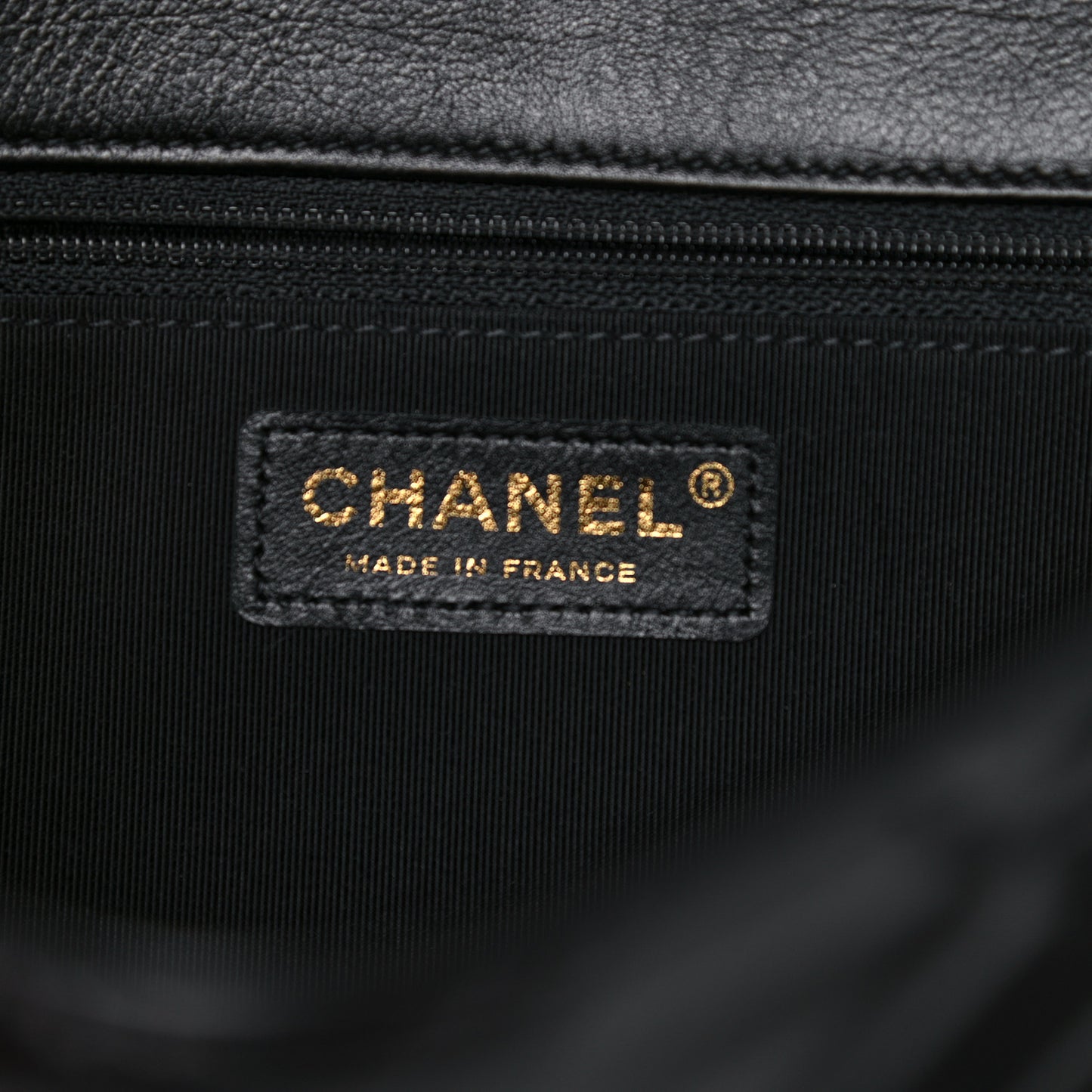 Crumpled Calfskin Quilted Large Chain All Over Flap Bag Black