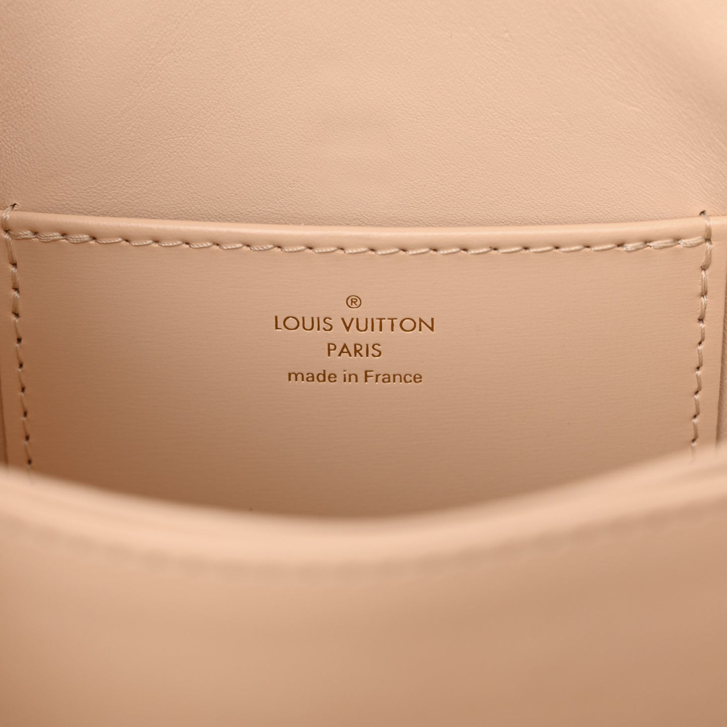Grained Smooth Calfskin Rose Des Vents PM Creme