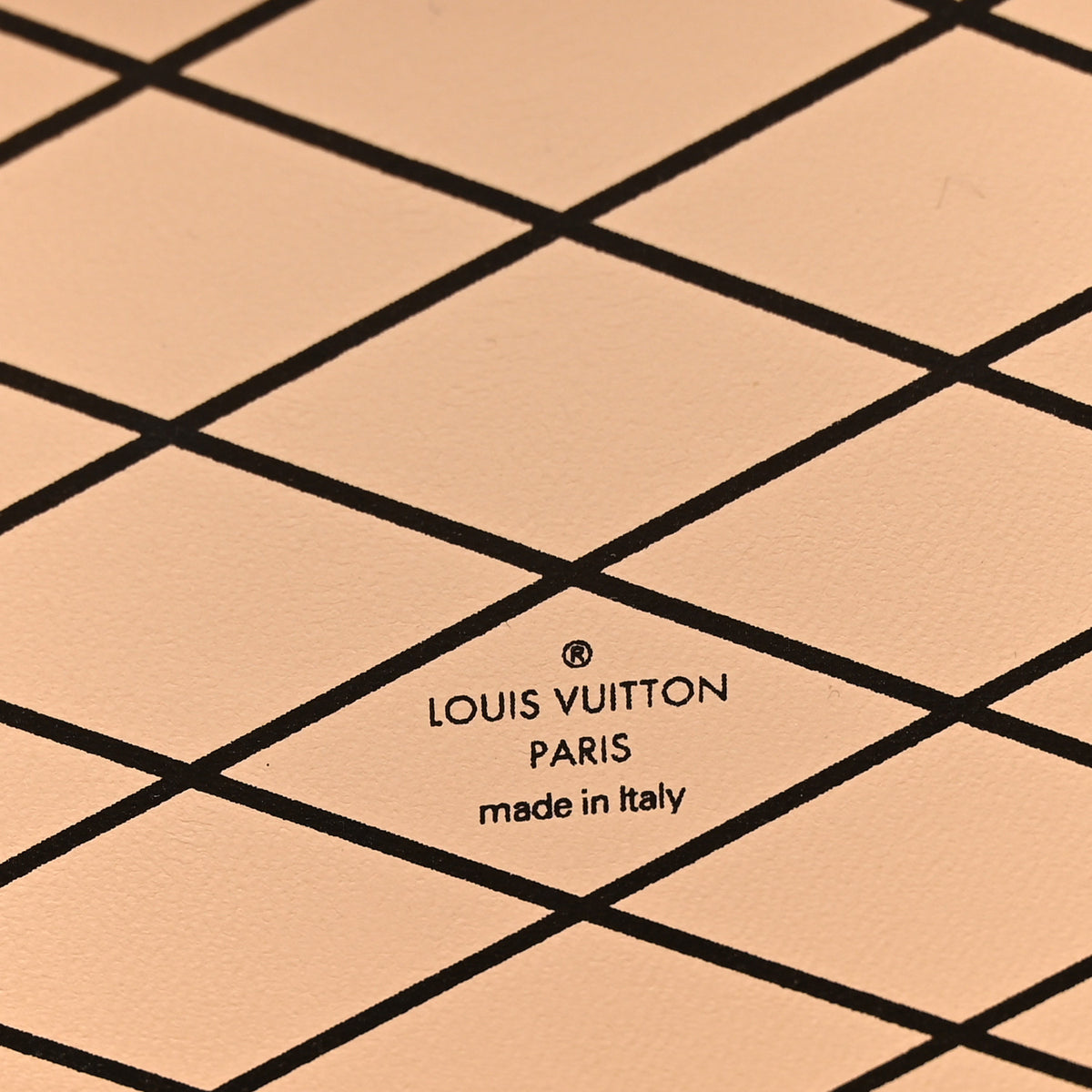 Monogram LV Pop Petite Malle Rose