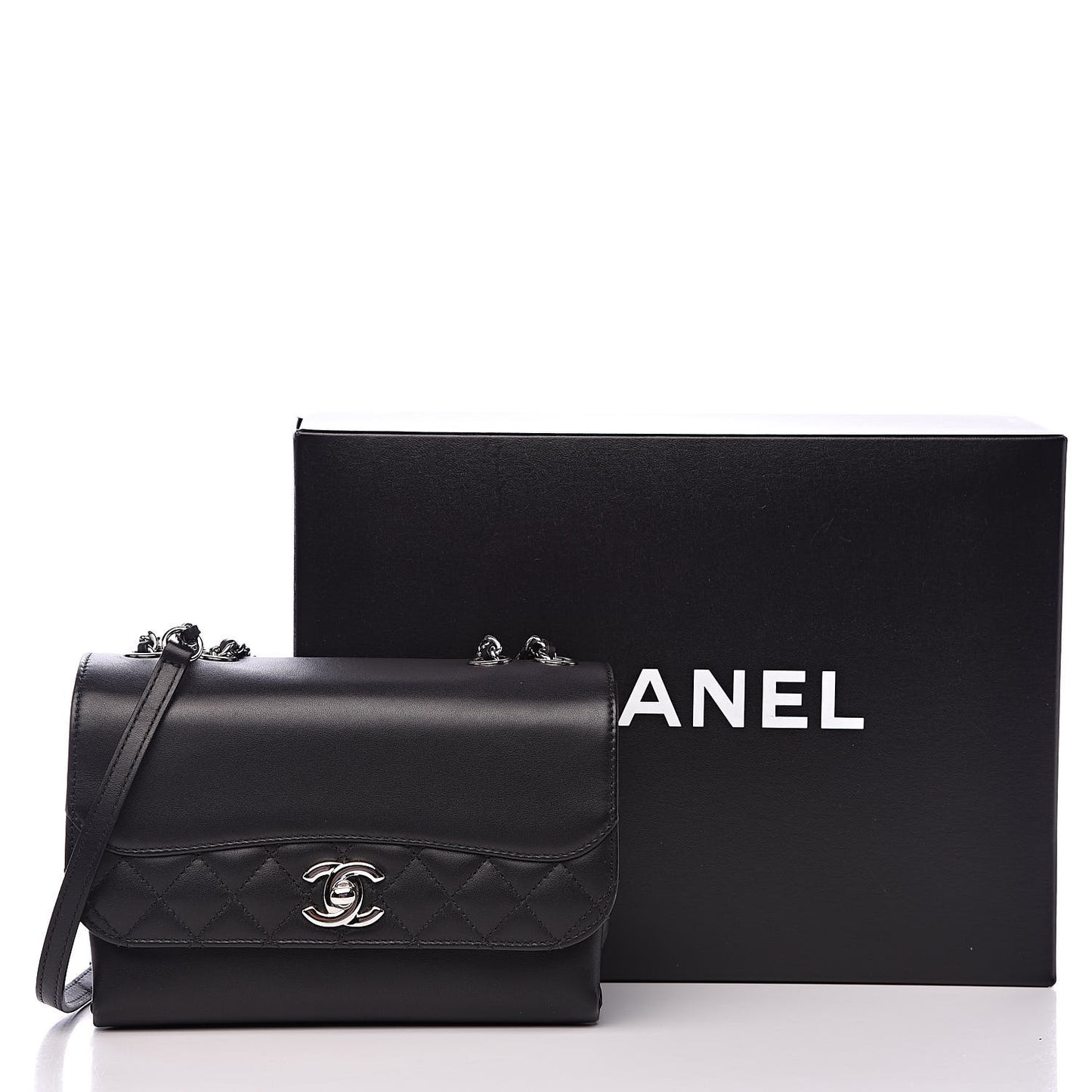 Calfskin Mini Tramezzo Flap Black