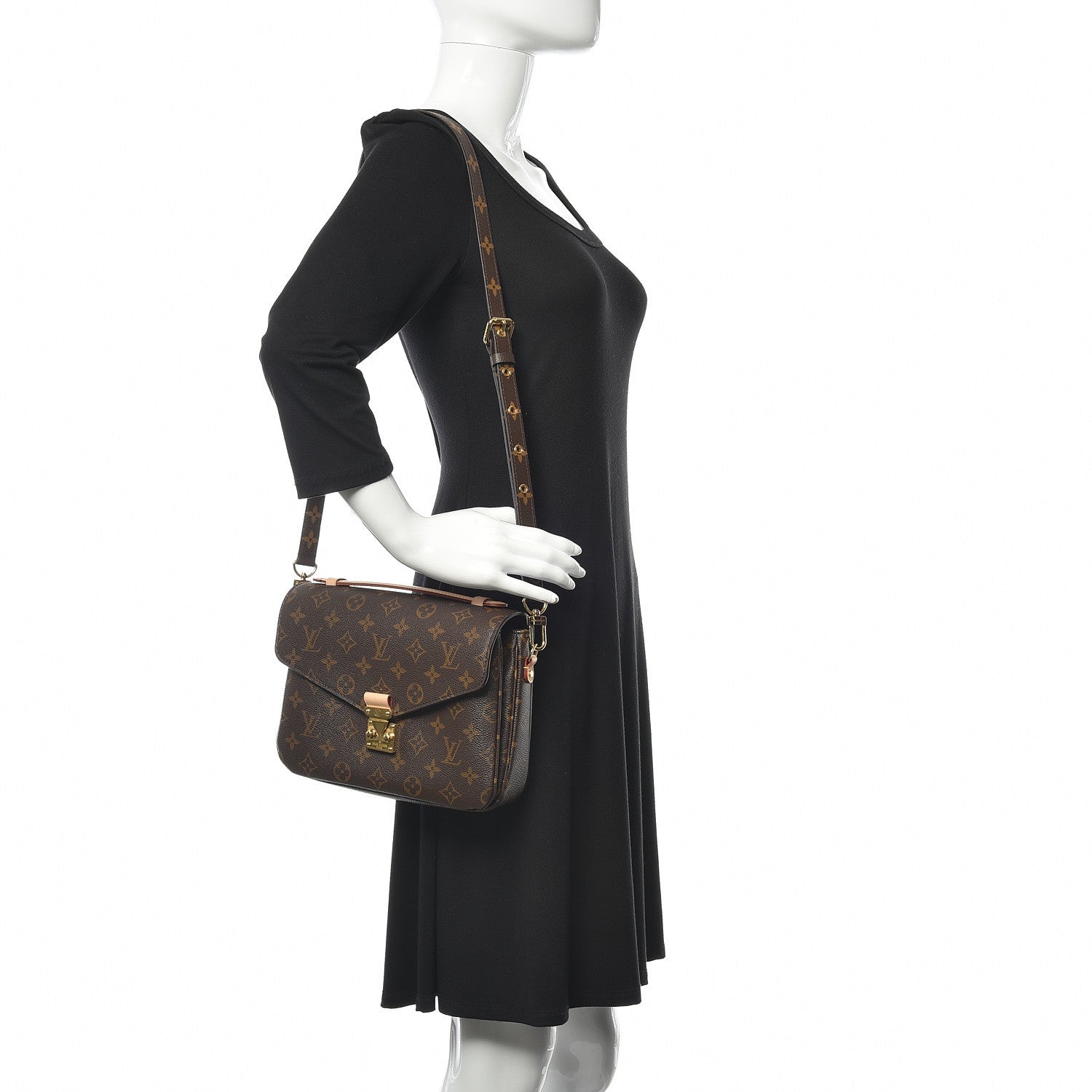 Louis Vuitton Monogram Pochette Metis 2 of 9