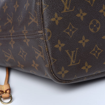Louis Vuitton Monogram Neverfull MM 10 of 28