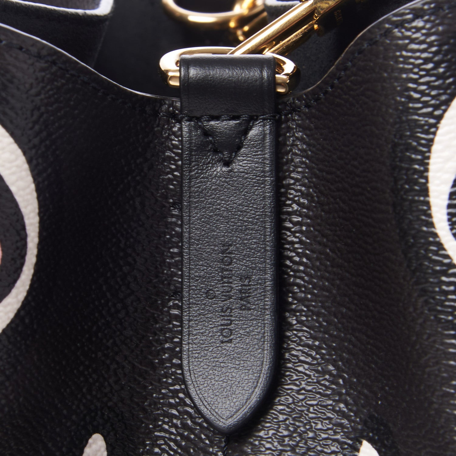 Louis Vuitton Monogram Giant Wild At Heart Neonoe MM Black 9 of 9