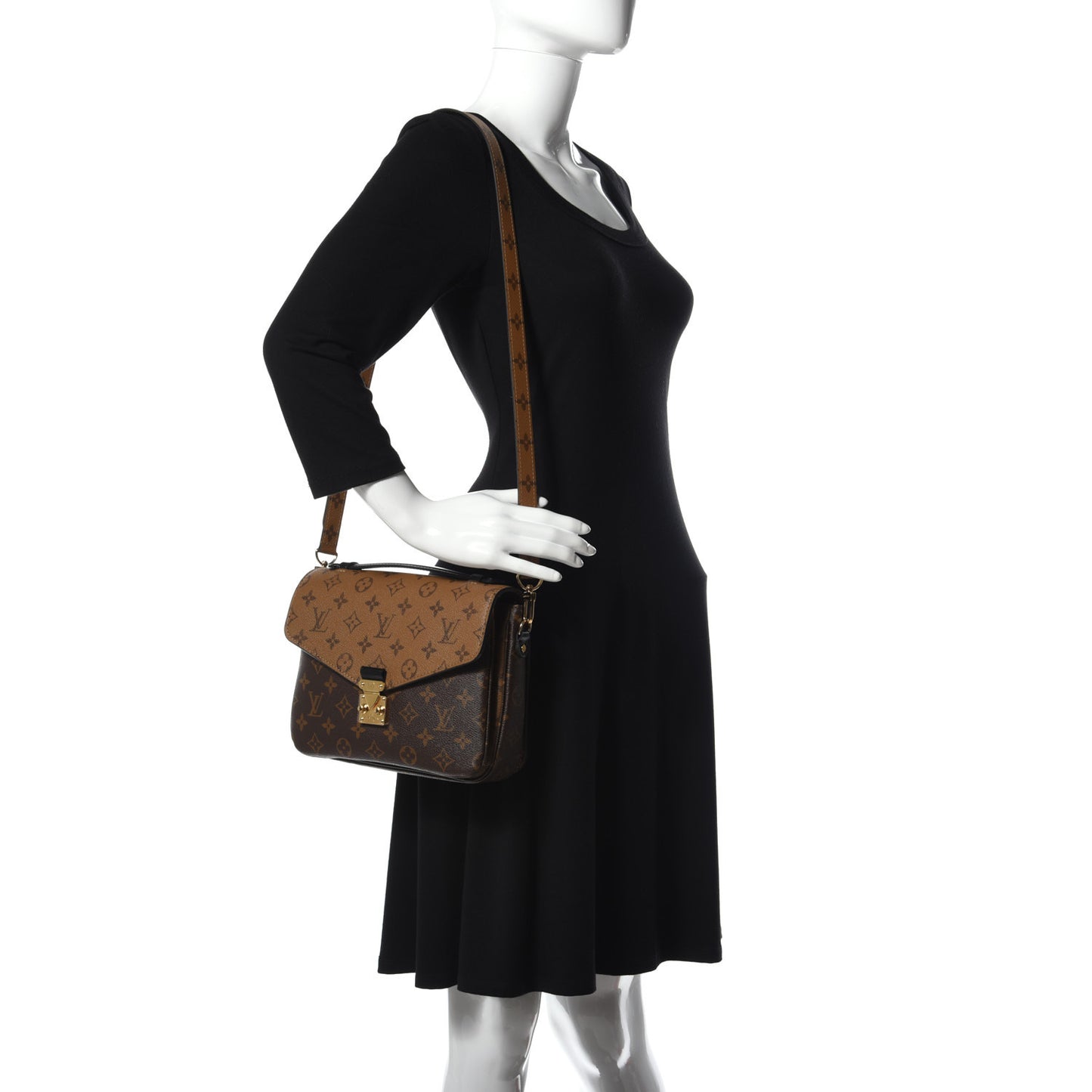 Reverse Monogram Pochette Metis