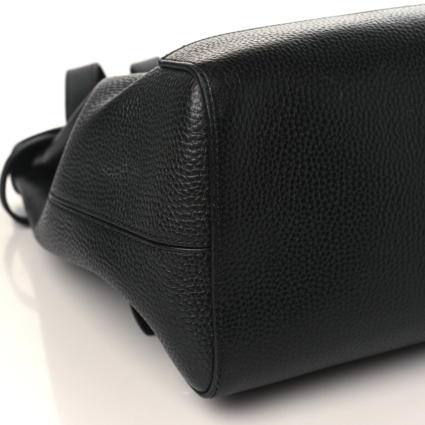 Classic Grain Calfskin Chiltern Backpack Black
