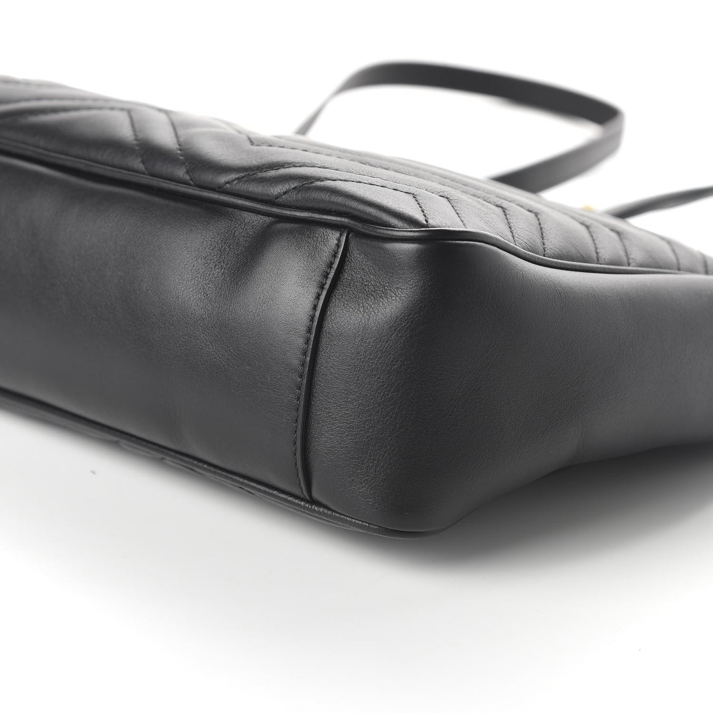 Calfskin Matelasse Medium GG Marmont Open Top Shoulder Bag Black