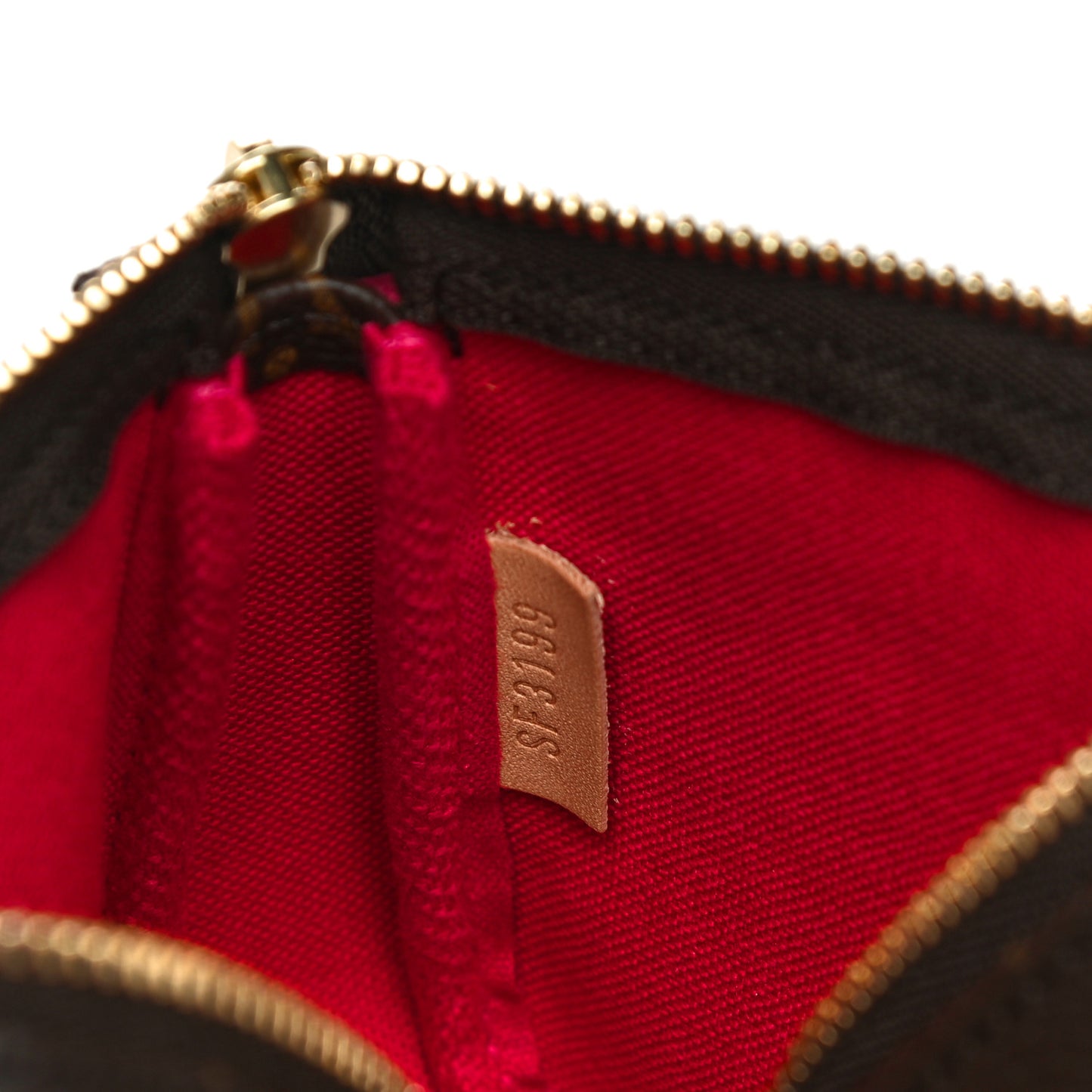 Monogram 2019 Christmas Animation Mini Courchevel Pochette Accessories Fuchsia