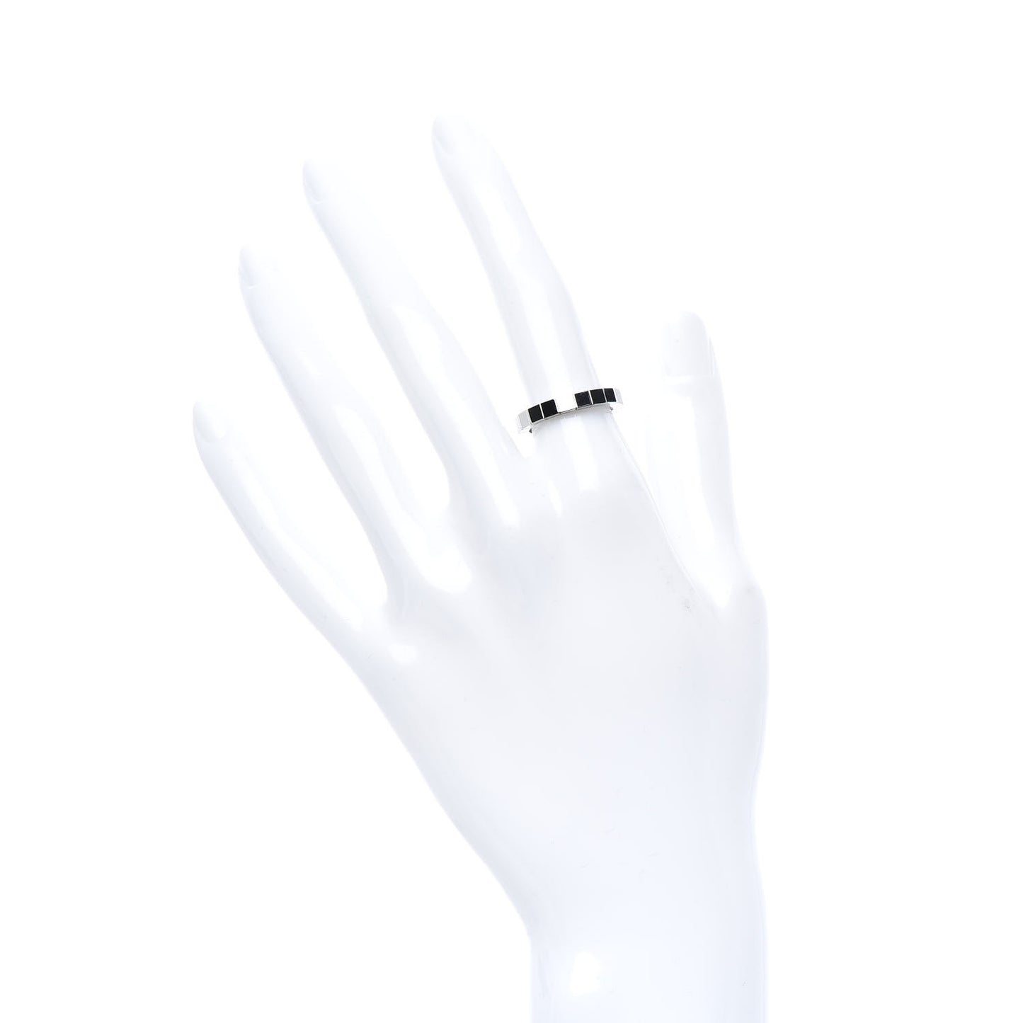 18K White Gold Lanieres Ring 51 5.75