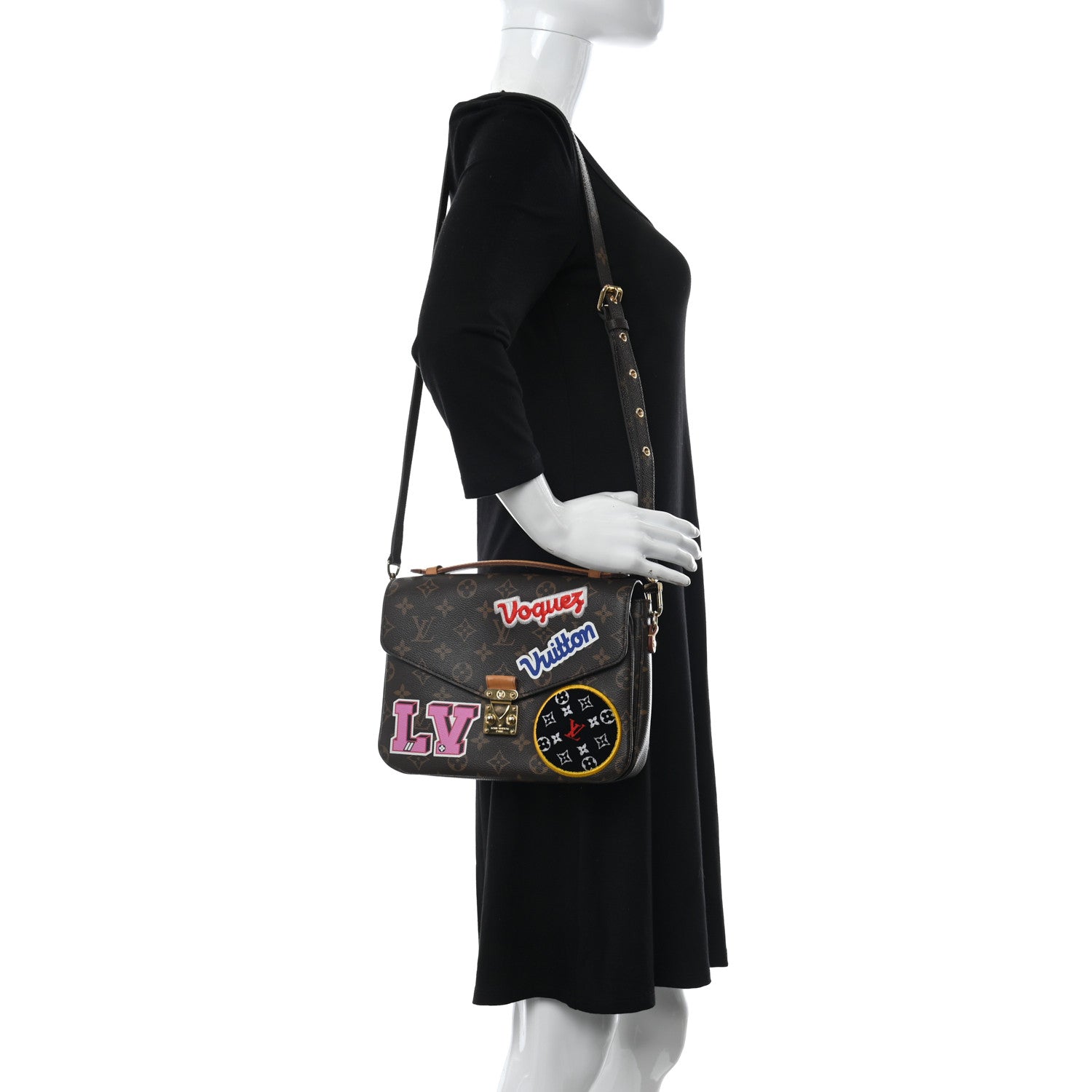 Louis Vuitton Monogram My World Tour Pochette Metis 2 of 17